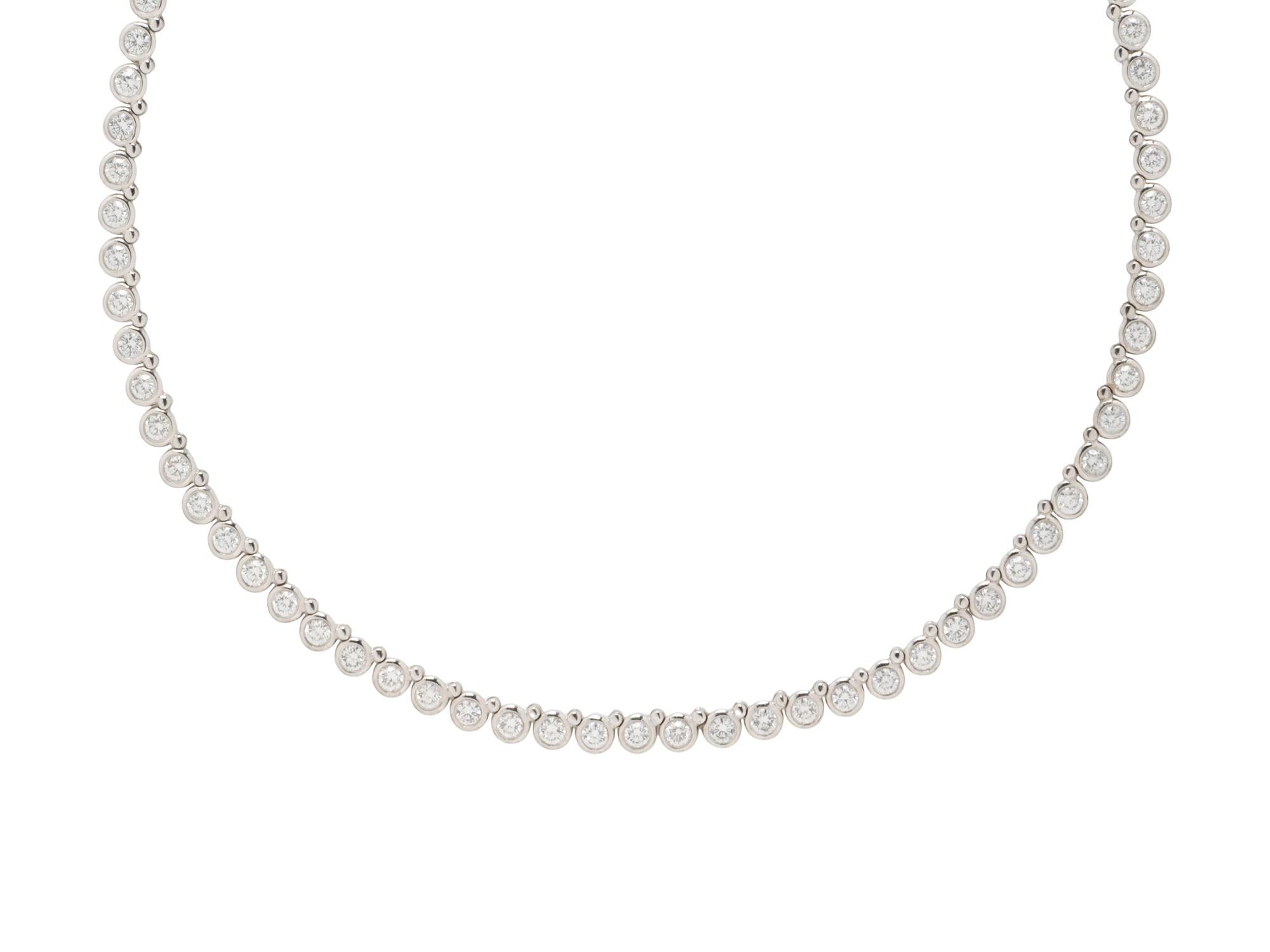 DIAMOND LINE NECKLACE