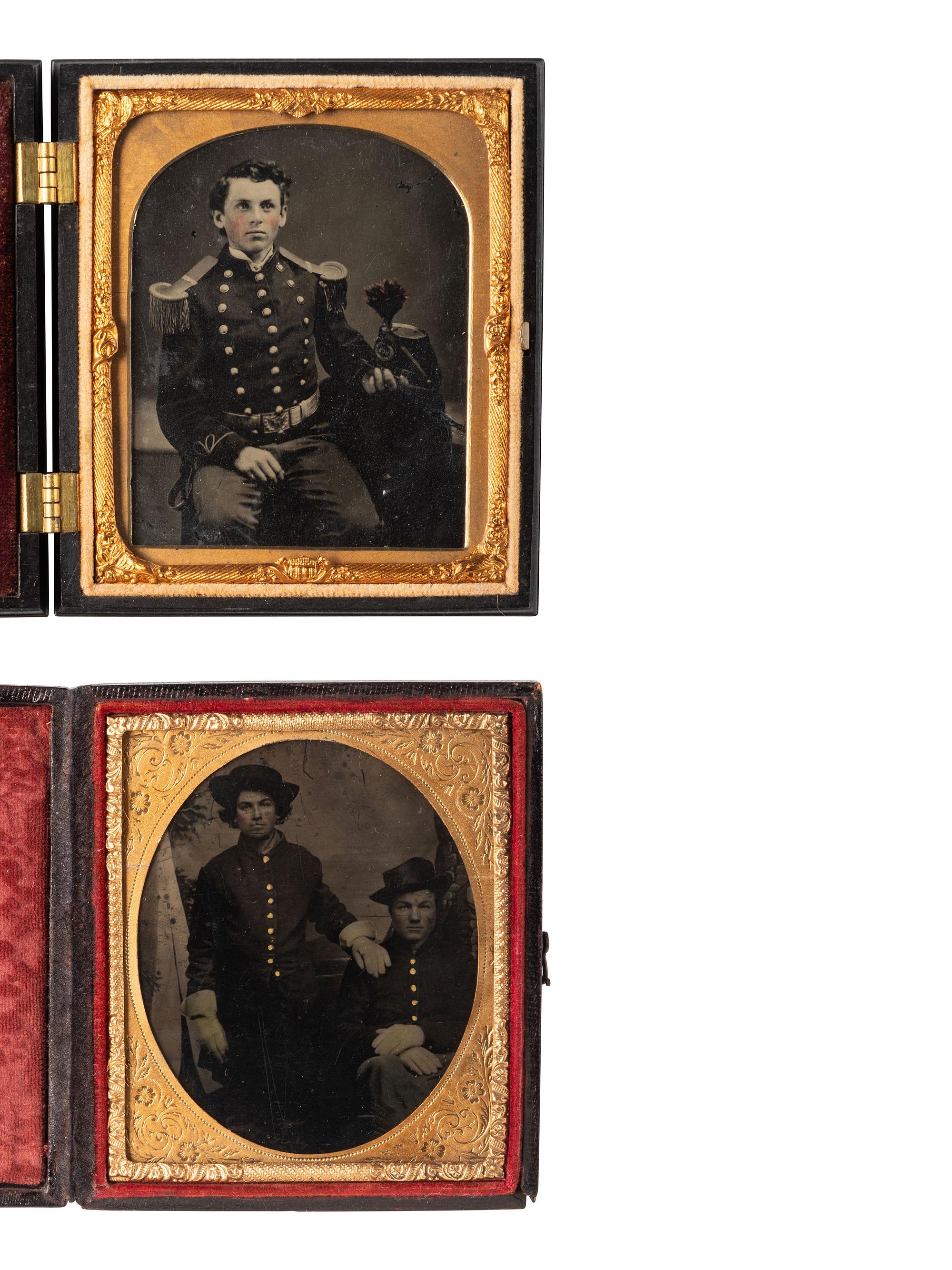 [CIVIL WAR]. 2 sixth plate tintypes of soldiers, incl. Union pards.