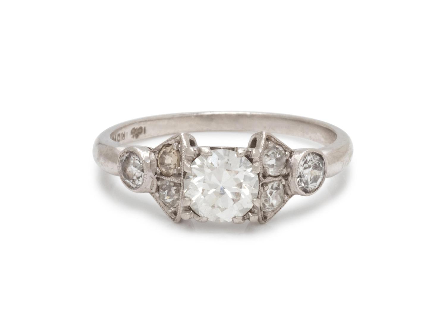 DIAMOND RING
