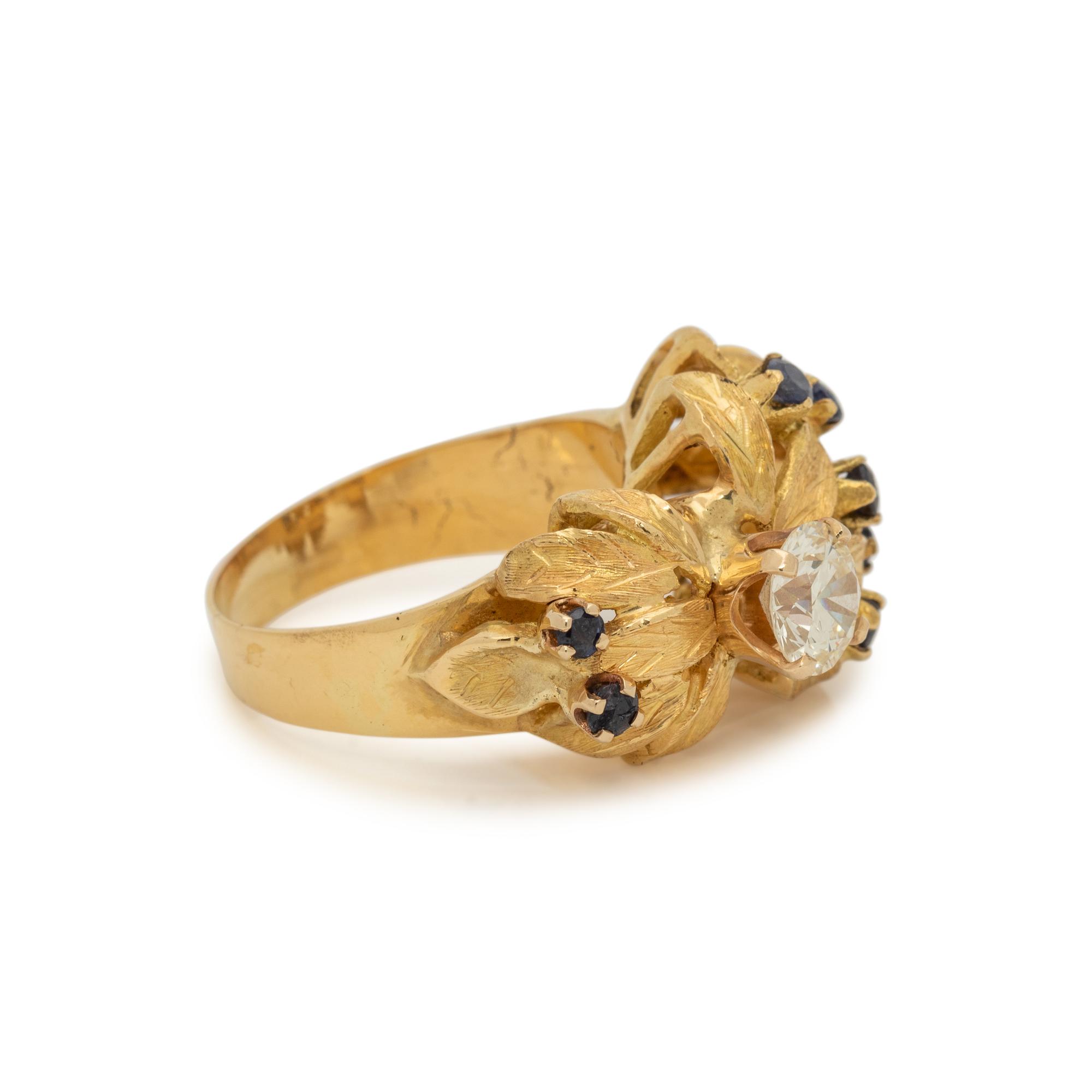 YELLOW GOLD, DIAMOND AND SAPPHIRE RING