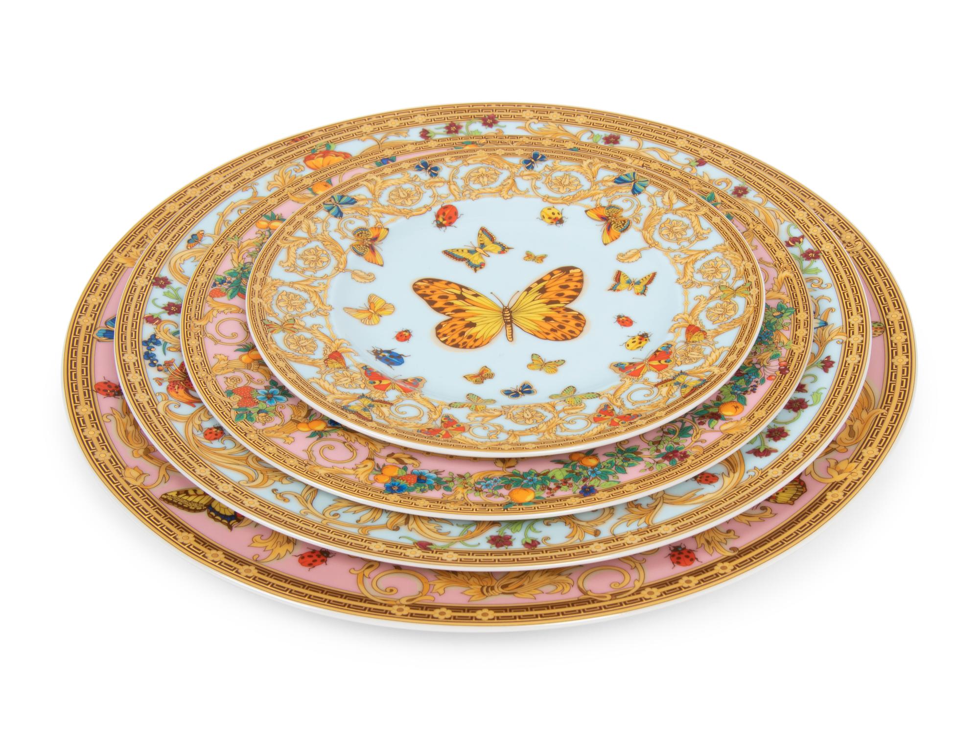 A Versace Le Jardin Porcelain Dinner Service