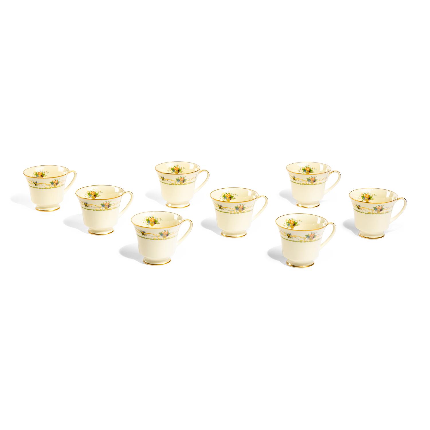 A Noritake Porcelain Dinner Service