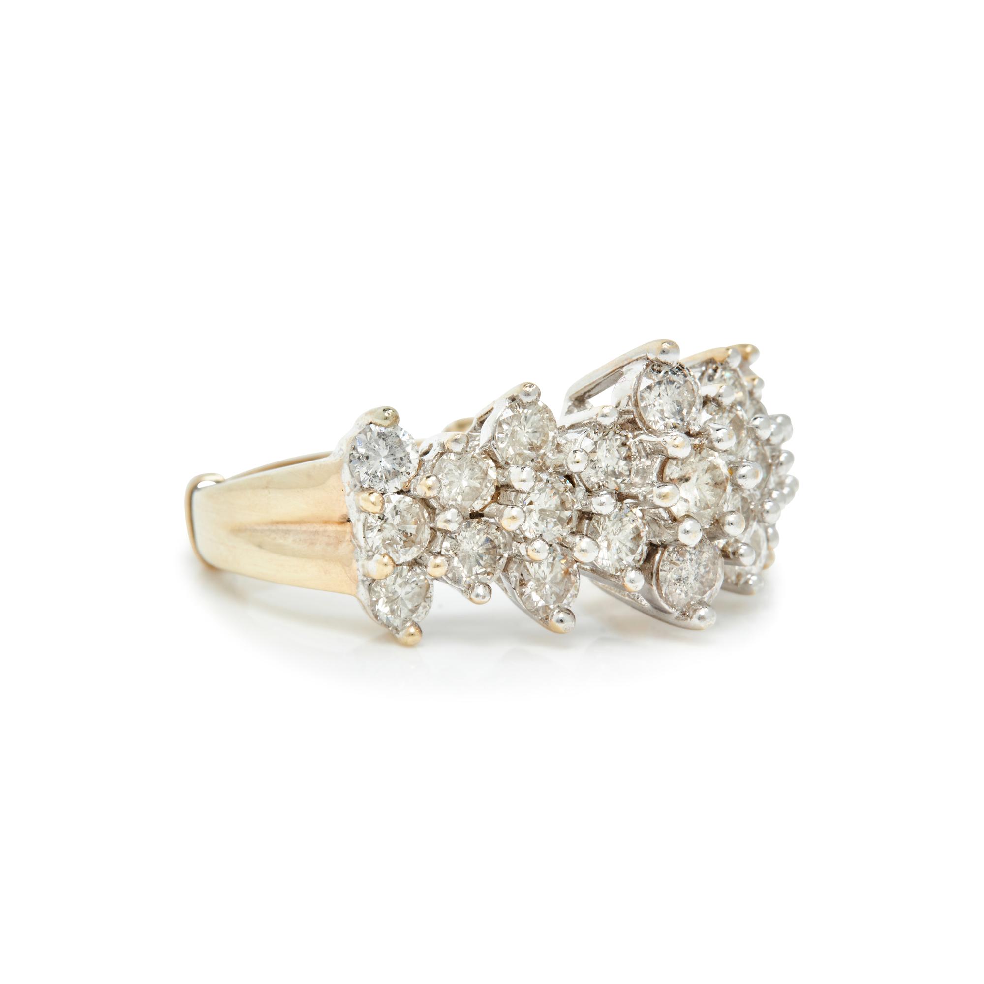 DIAMOND CLUSTER RING