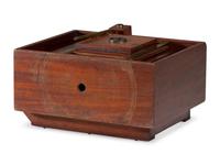 [EARLY PHOTOGRAPHY]. "New Gem" multiplying camera. Simon Wing & Co. Ca 1901.