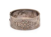 An Aesthetic Movement Mixed Metal Bangle Bracelet, 19.40 dwts.