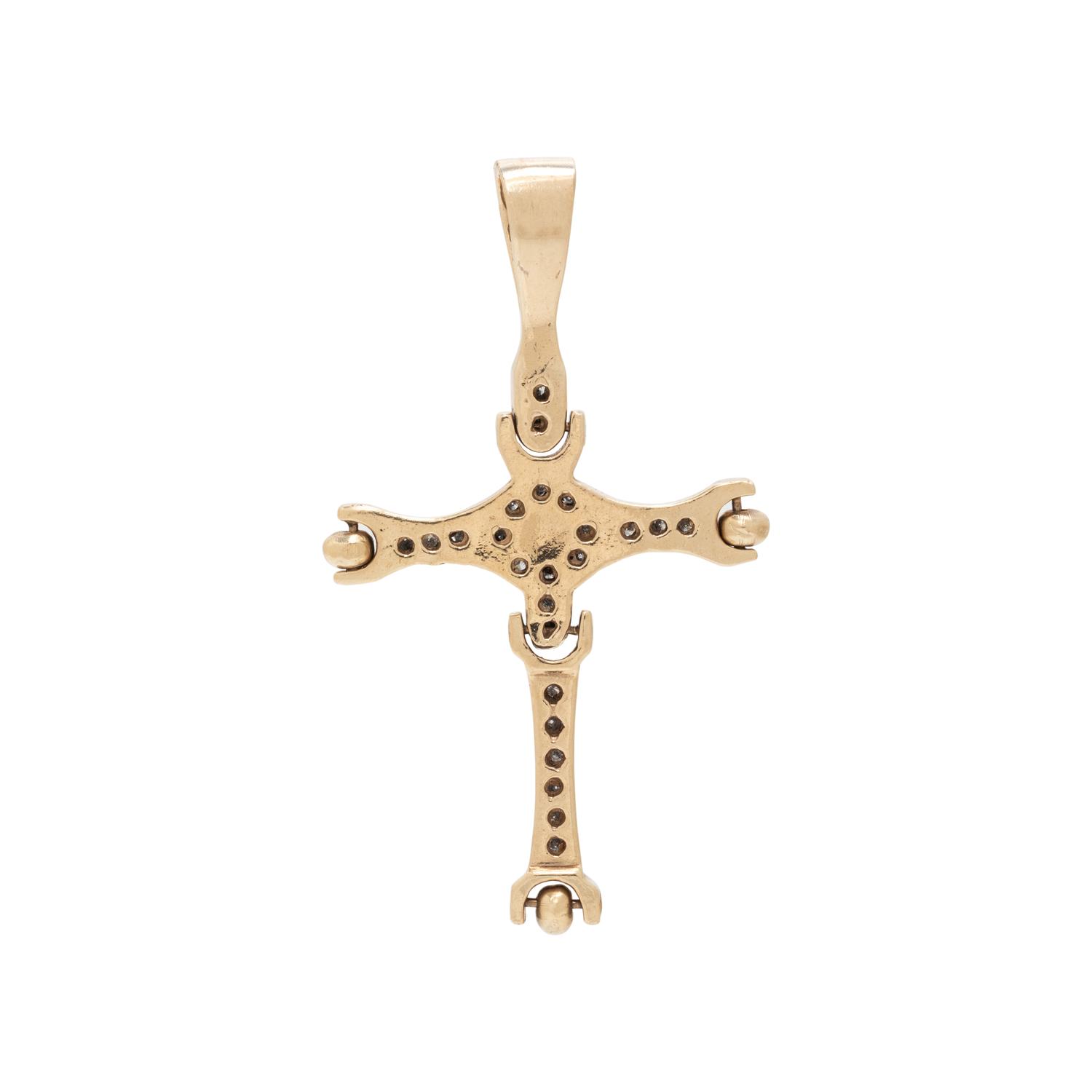 DIAMOND CROSS PENDANT