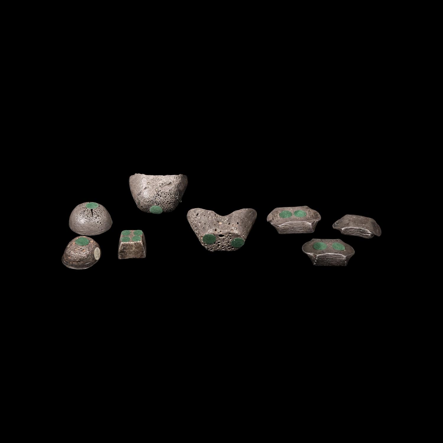 A Collection of Eight Chinese Silver Ingots, 19th to Early 20th Century 晚清民國 銀錠一組八件