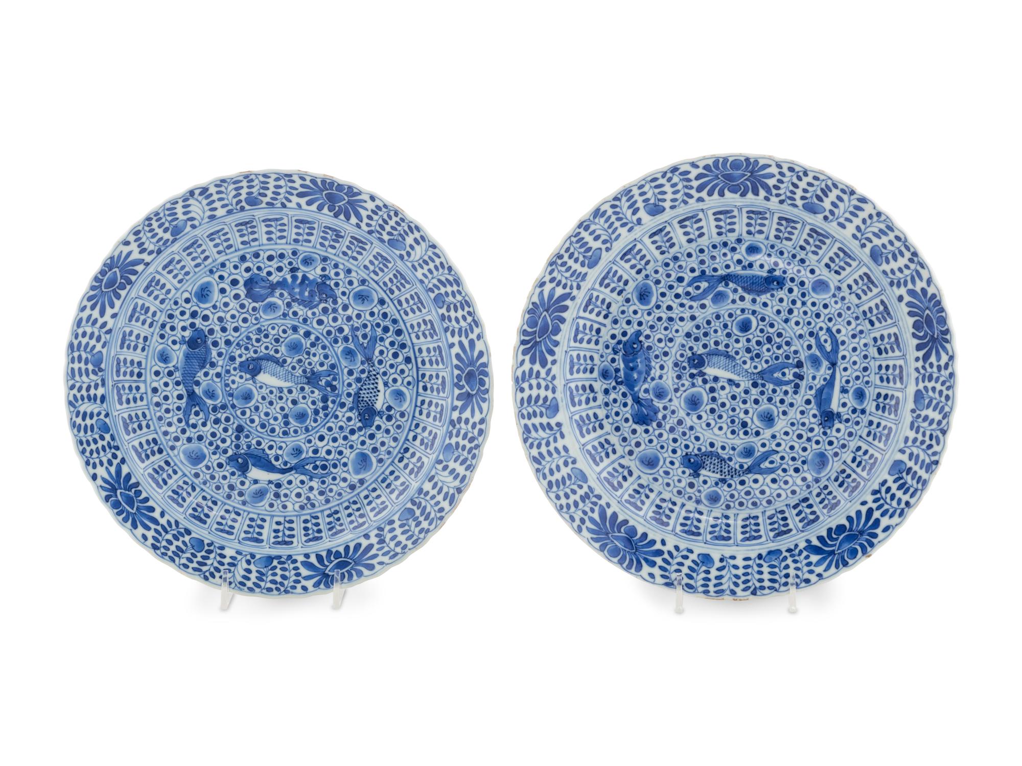 A Pair of Chinese Export Blue and White Porcelain Plates