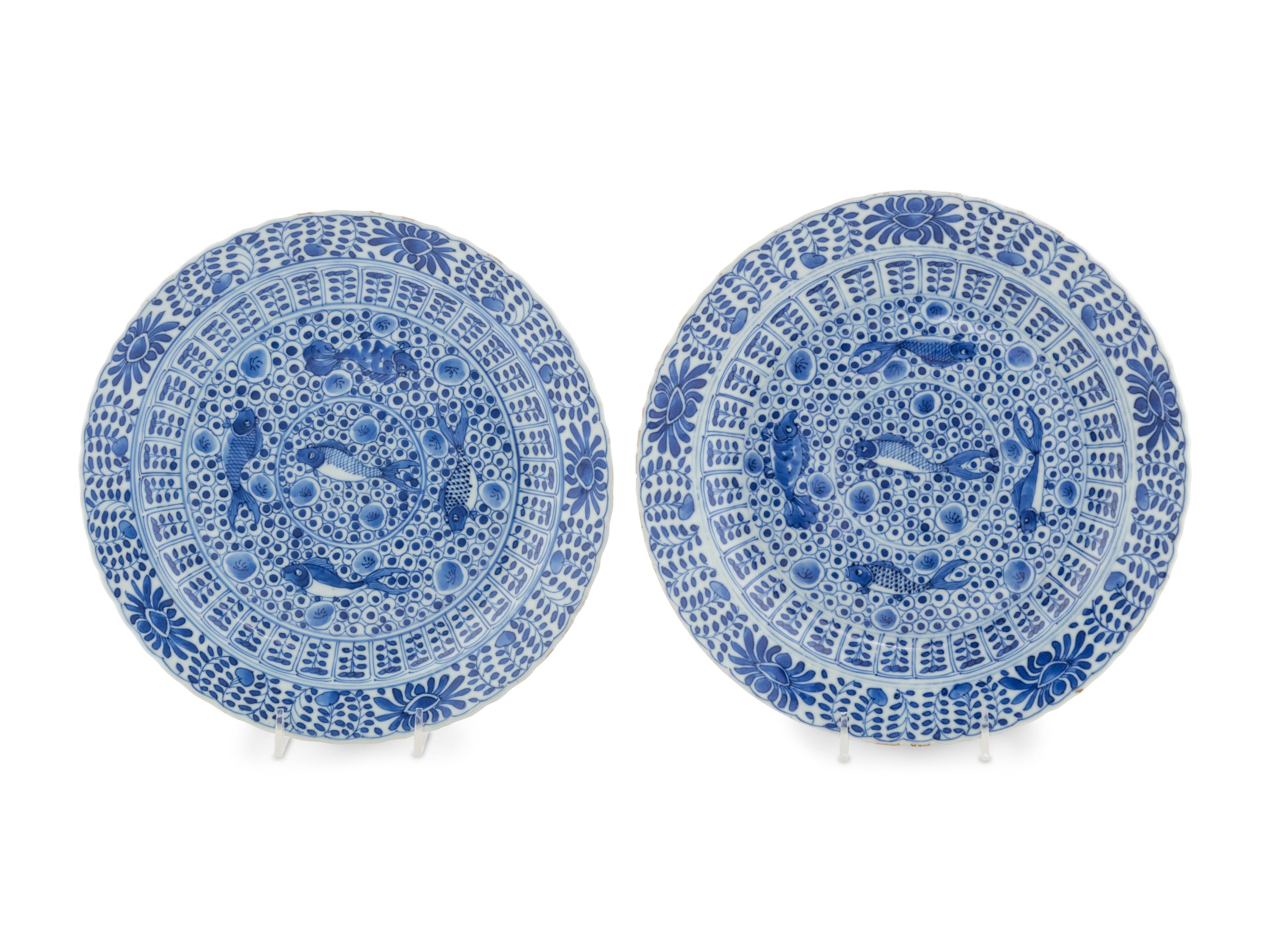 A Pair of Chinese Export Blue and White Porcelain Plates