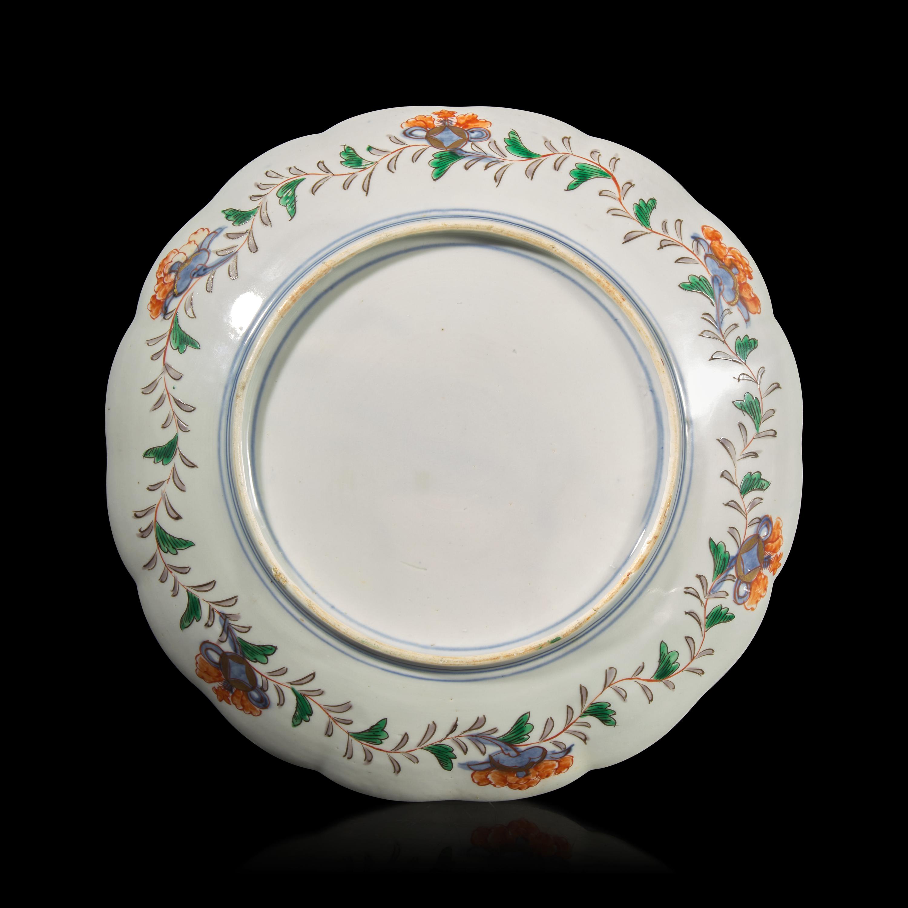 A Set of Ten Japanese "Imari" Lobed Dishes, Edo Period, 18th–19th Century — 日本江戶時代十八-十九世紀 伊萬裏燒賞盤一組十件