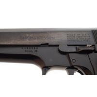 *Smith & Wesson Model 59 in Box with Spare Magazine & Accessories