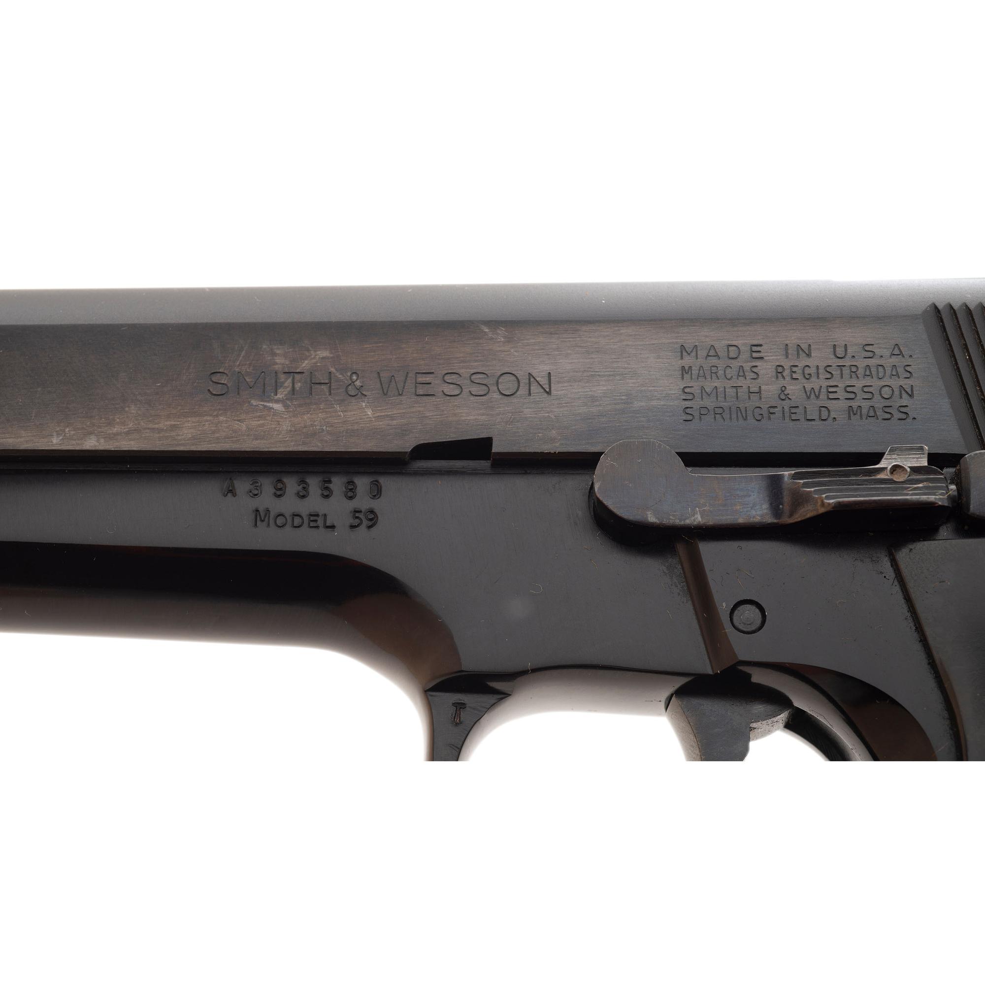 *Smith & Wesson Model 59 in Box with Spare Magazine & Accessories