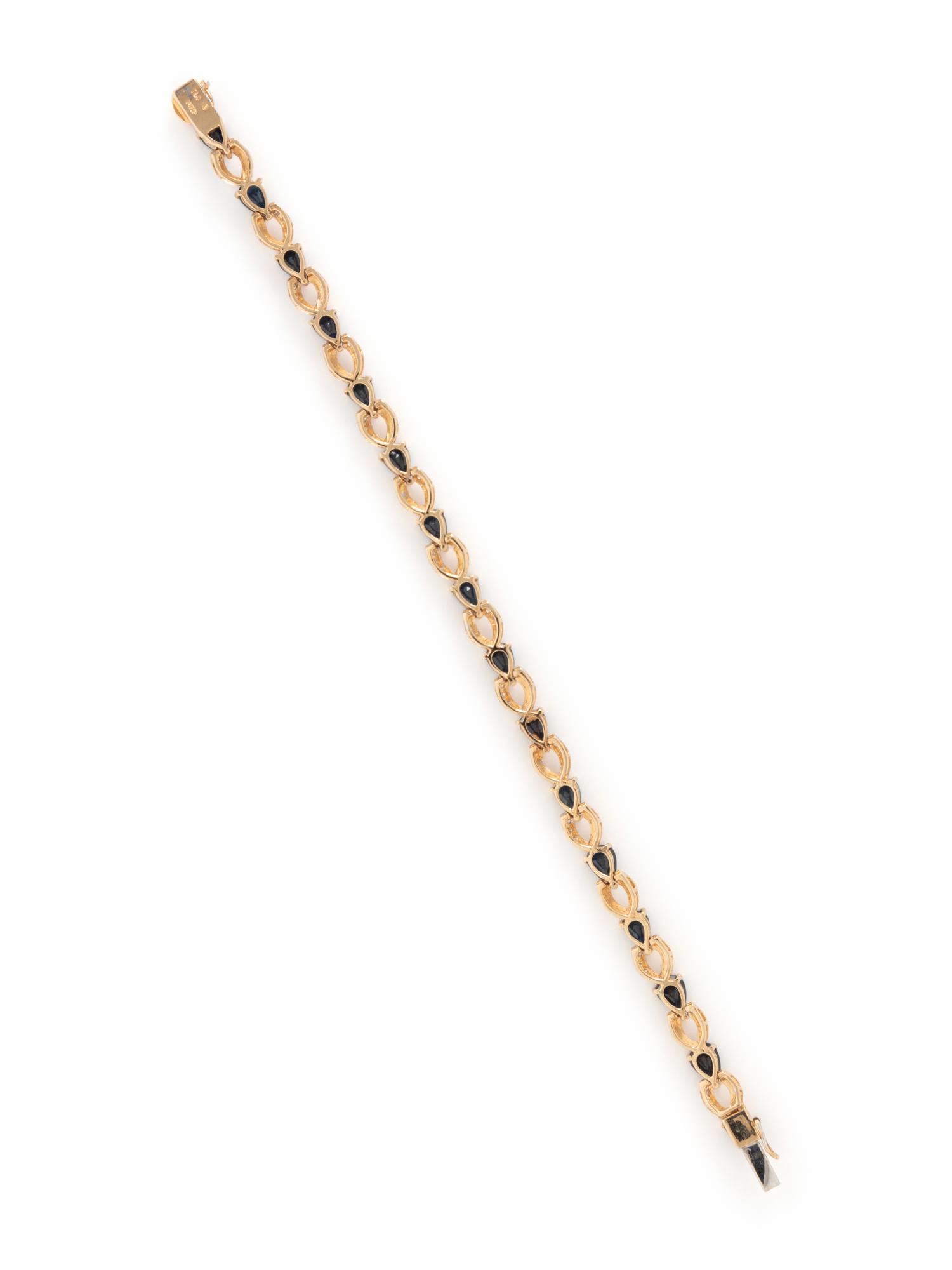 GOLD AND SAPPHIRE BRACELET