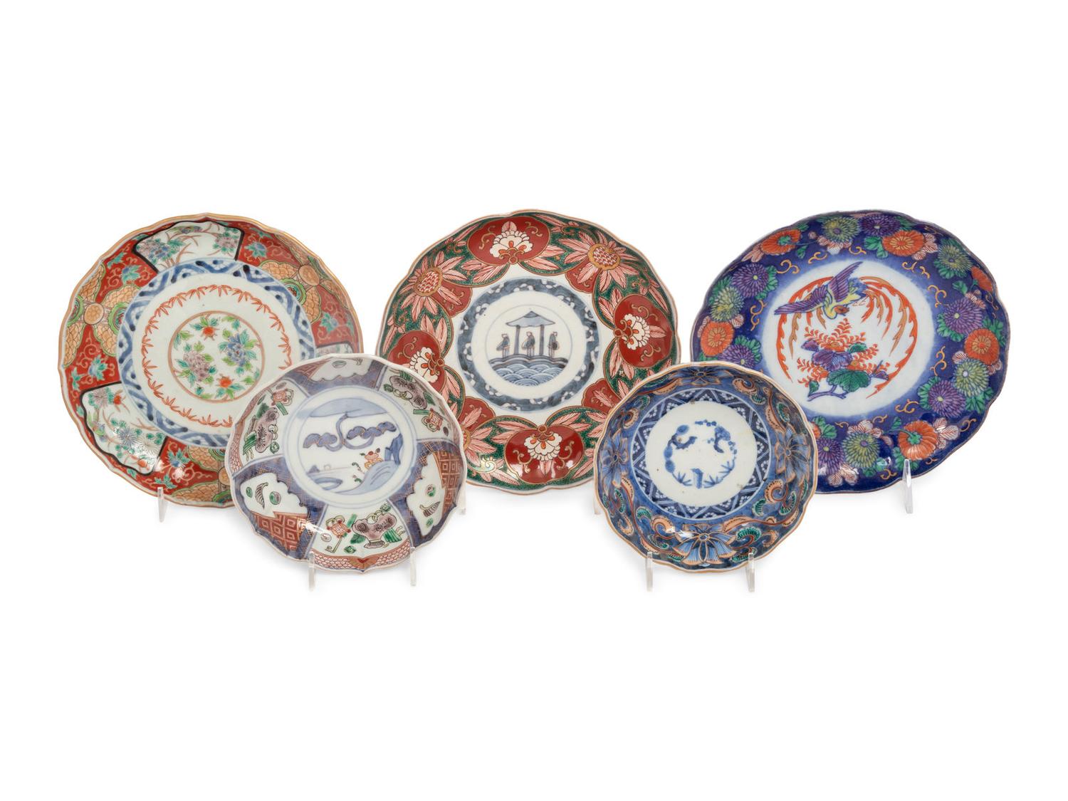 39 Japanese Imari and Kutani Porcelain Bowls, Plates, and Chargers