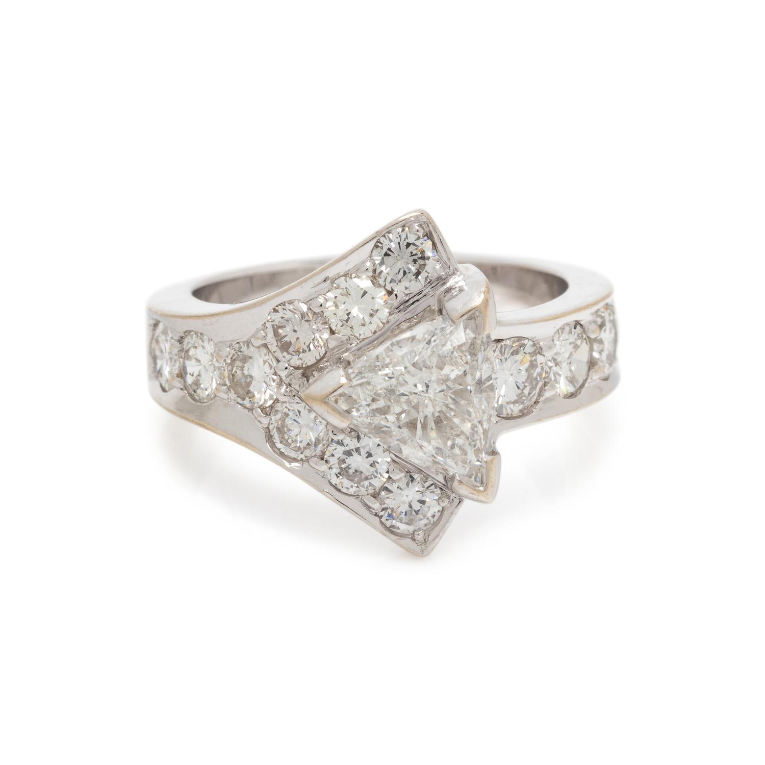 DIAMOND RING