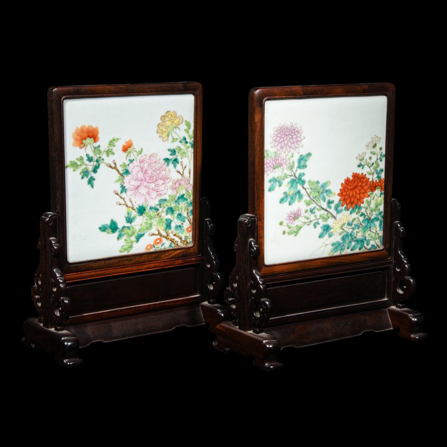 A Pair of Chinese Famille Rose Porcelain Plaque Inset Hardwood Table Screens, 20th Century 近代 硬木嵌粉彩瓷板花卉紋硯屏一對