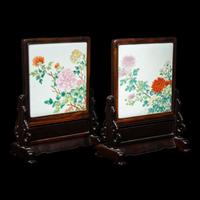A Pair of Chinese Famille Rose Porcelain Plaque Inset Hardwood Table Screens, 20th Century 近代 硬木嵌粉彩瓷板花卉紋硯屏一對