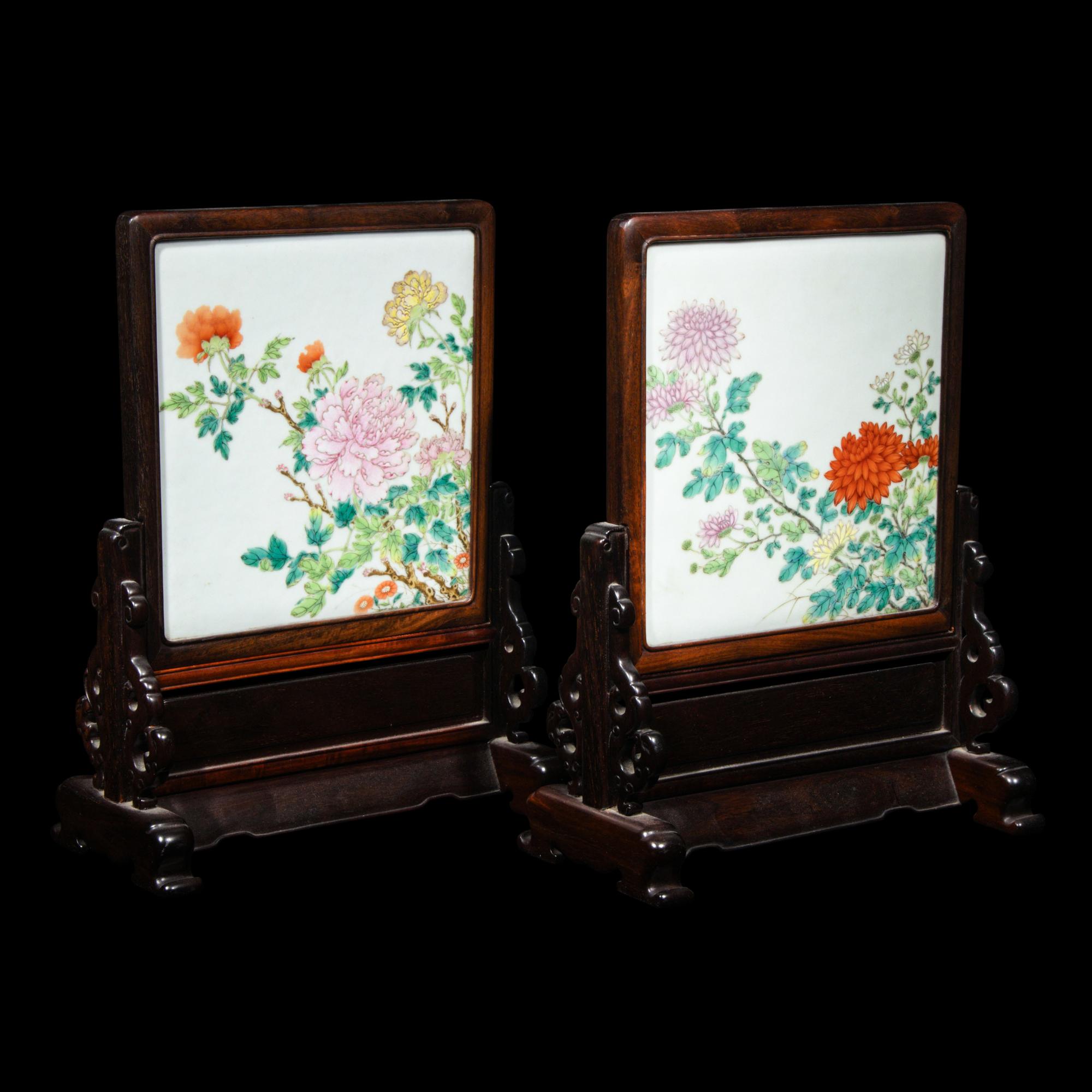 A Pair of Chinese Famille Rose Porcelain Plaque Inset Hardwood Table Screens, 20th Century 近代 硬木嵌粉彩瓷板花卉紋硯屏一對