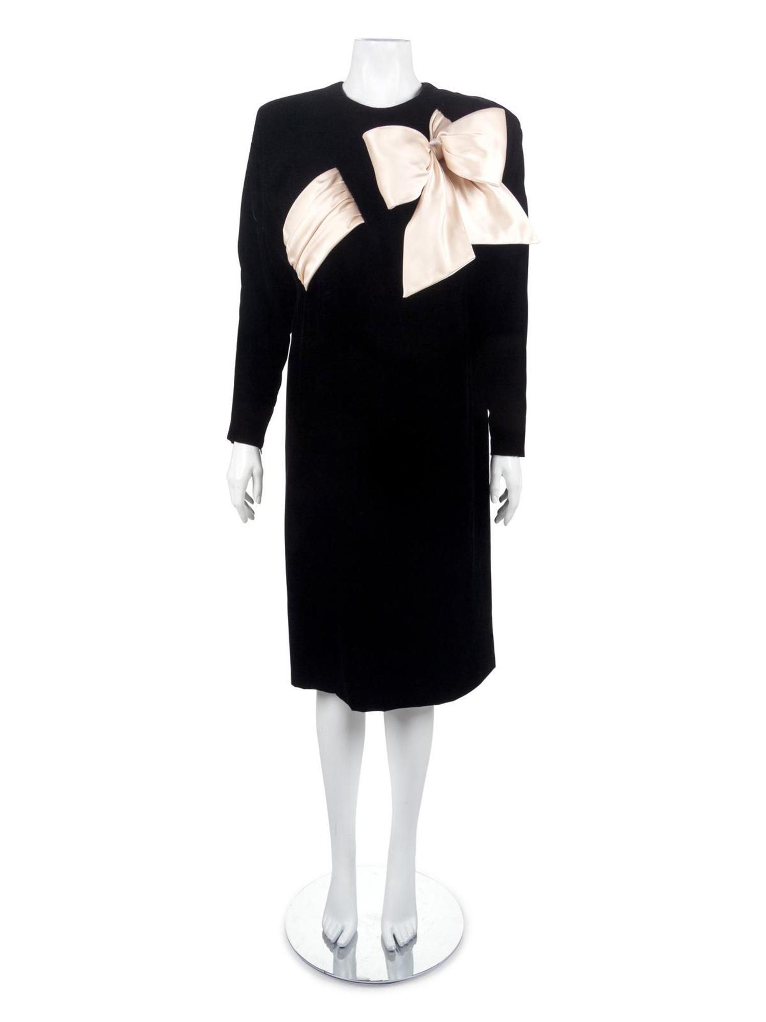 Collection of 1980s Designer Dresses and Loungewear: Givenchy, Bill Blass & Bill Tice