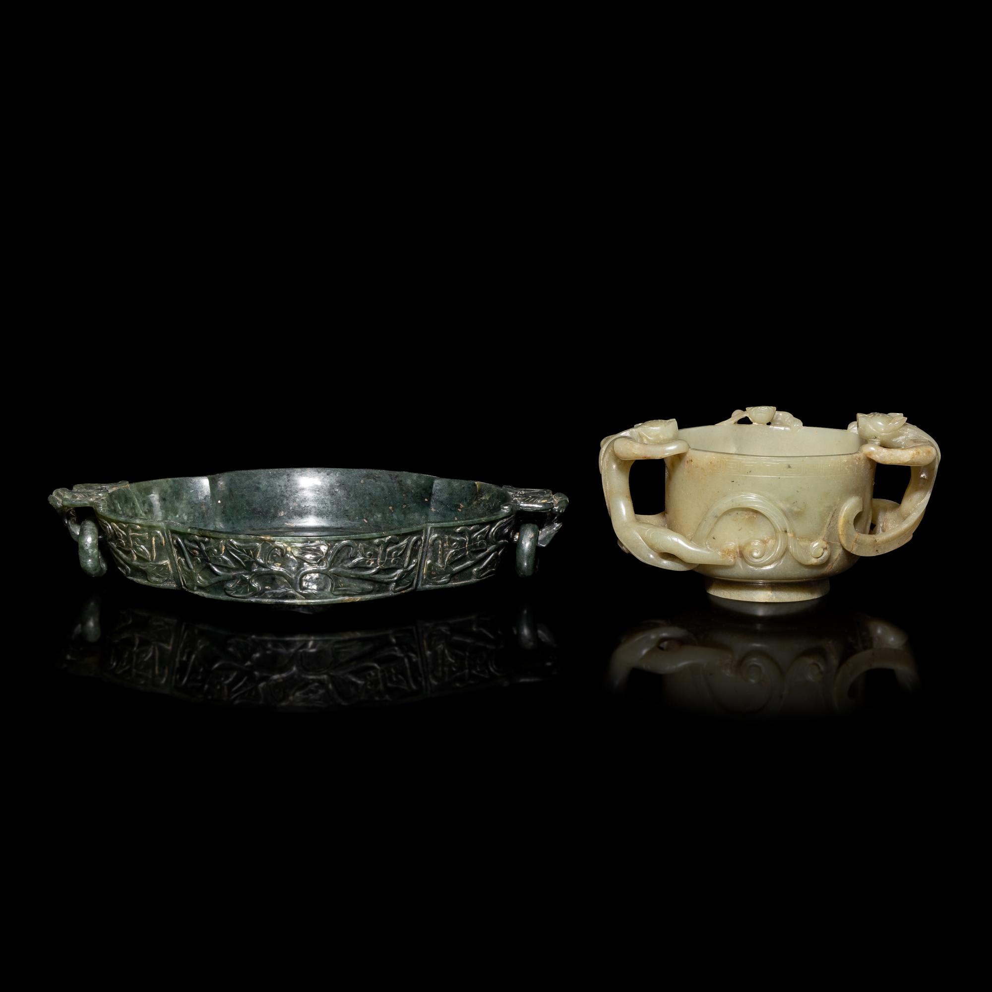 Two Chinese Jade Washers, 19th-20th Century 晚清-民國 青玉、碧玉洗各一