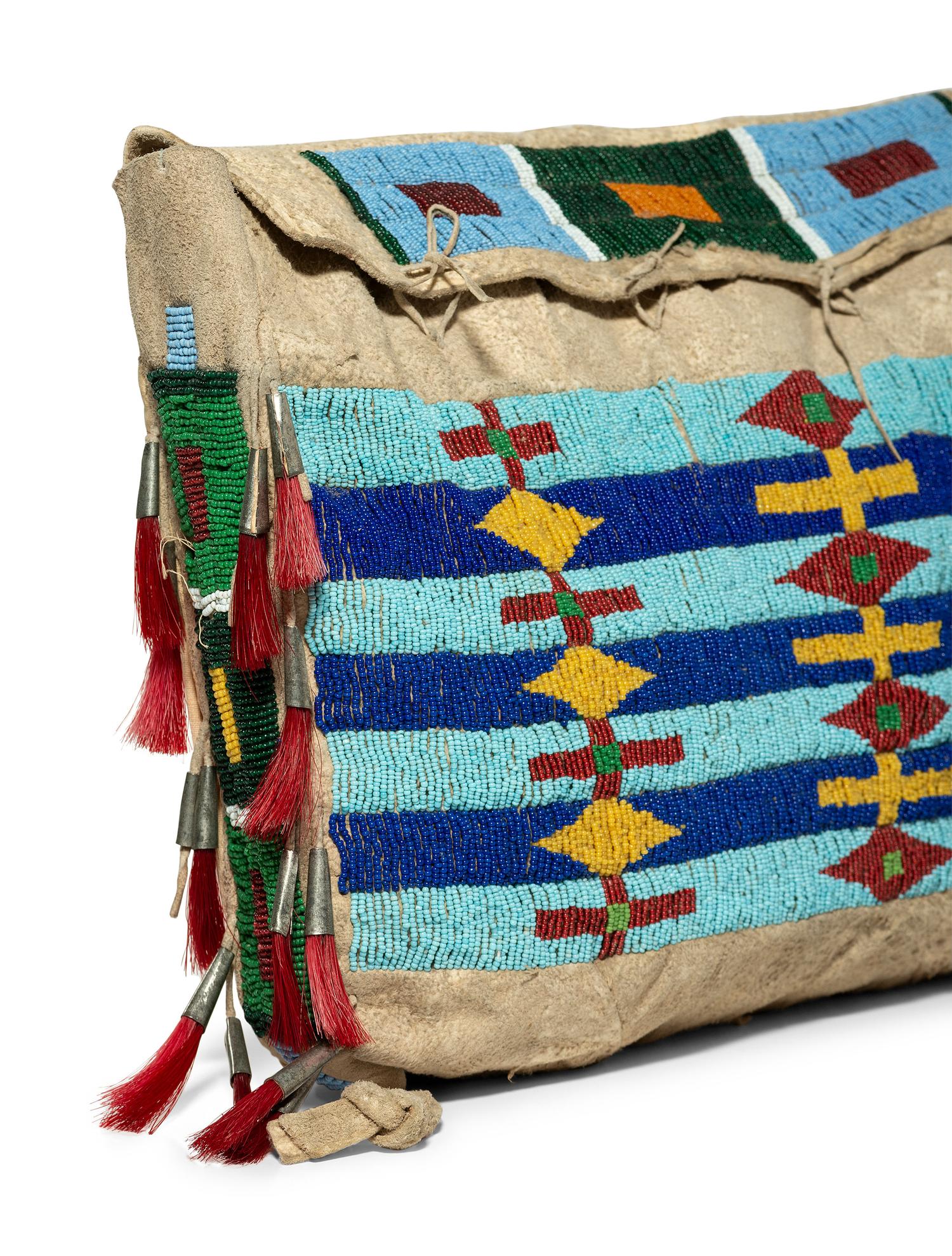 Sioux Beaded Hide Possible Bag