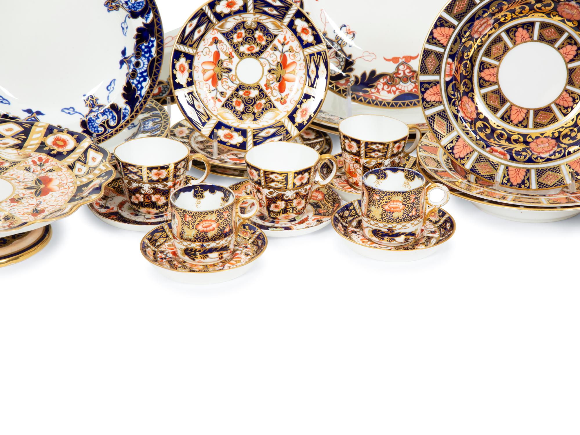 An Assembled Royal Crown Derby Porcelain Dinner Service