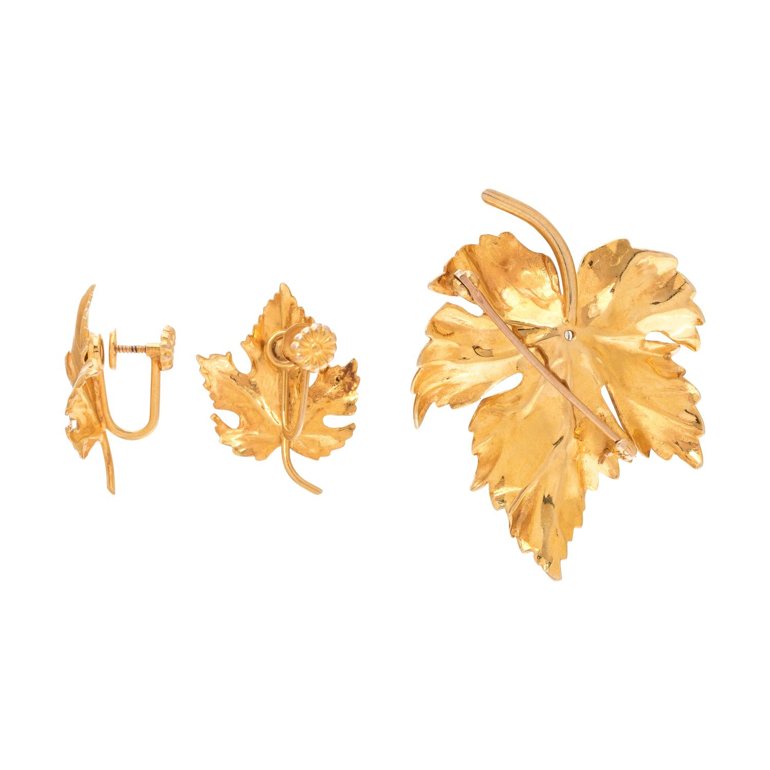 YELLOW GOLD AND DIAMOND LEAF SET