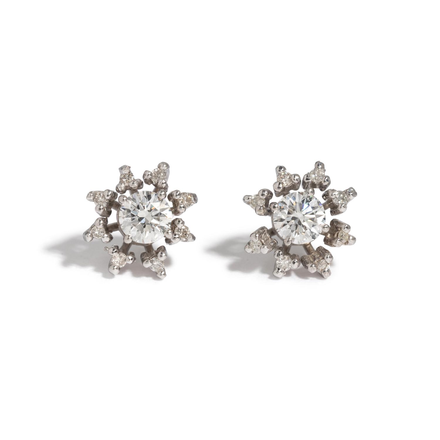 DIAMOND STUD EARRINGS