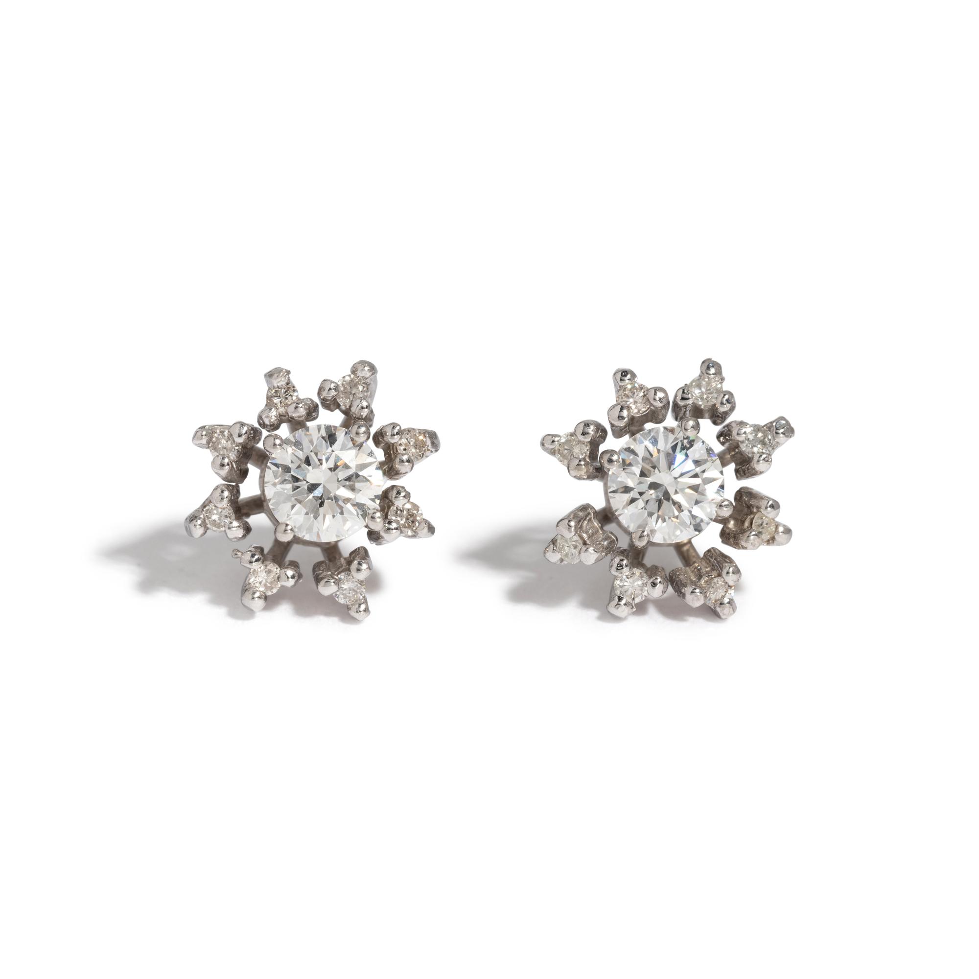 DIAMOND STUD EARRINGS