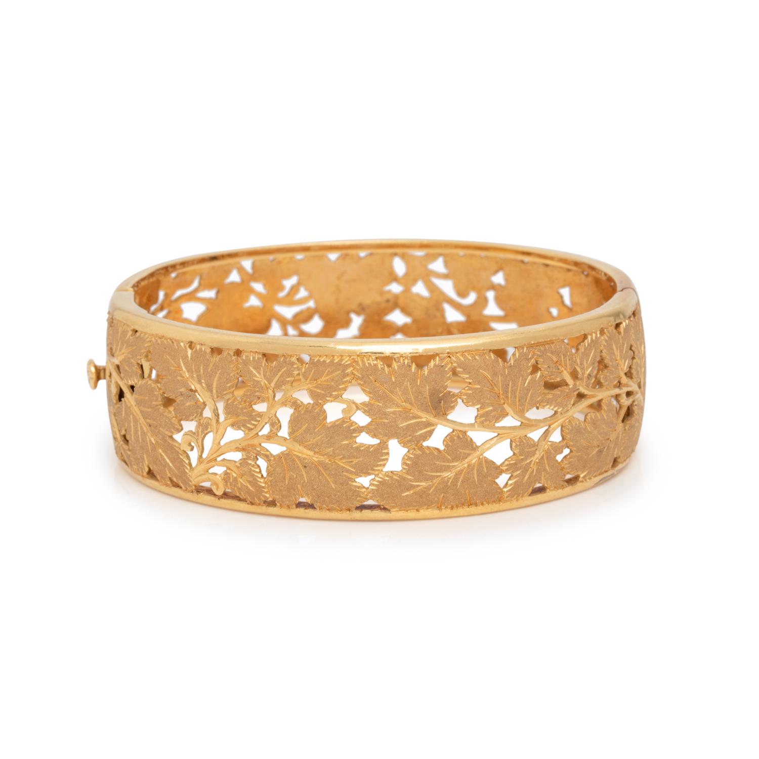 YELLOW GOLD LEAF BANGLE BRACELET
