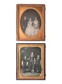 [EARLY PHOTOGRAPHY]. 4 half plate daguerreotypes of families, incl. example by FARIS of Cincinnati.