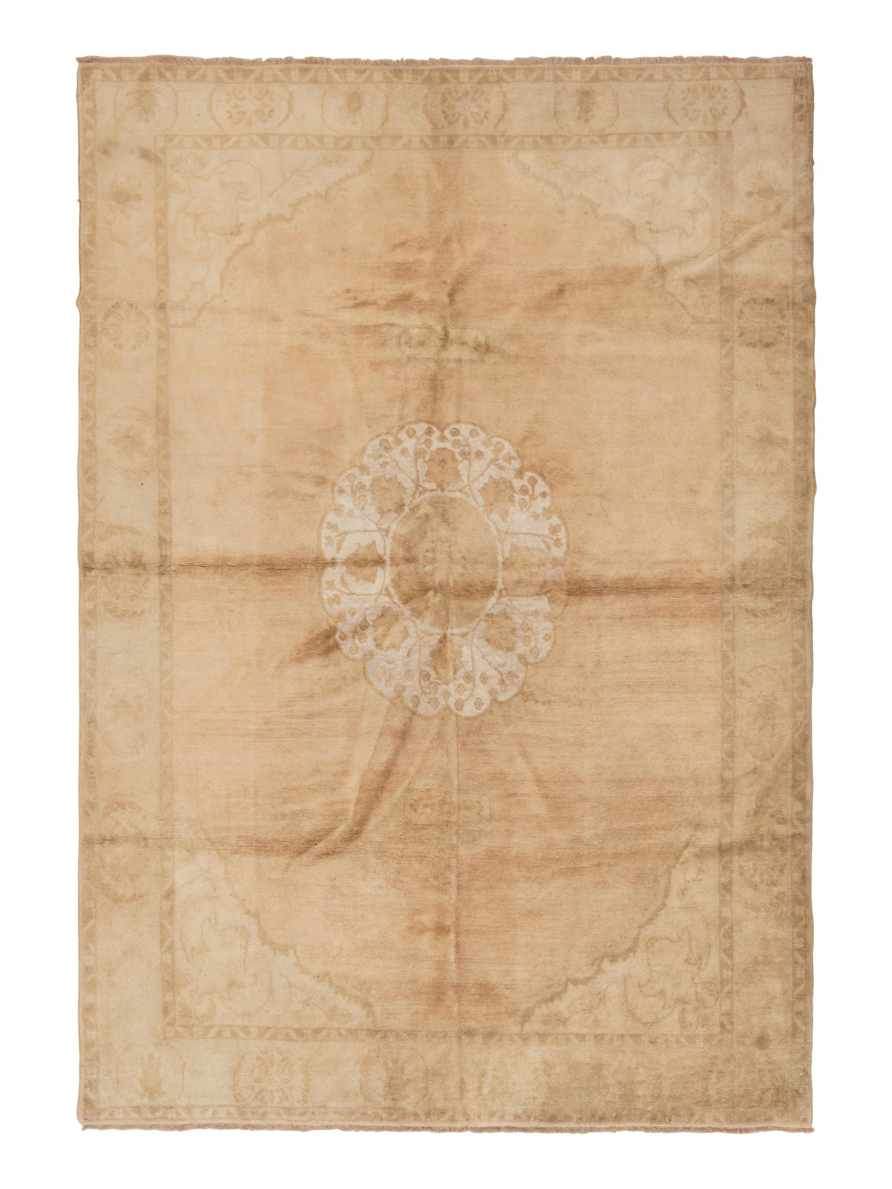 An Oushak Rug