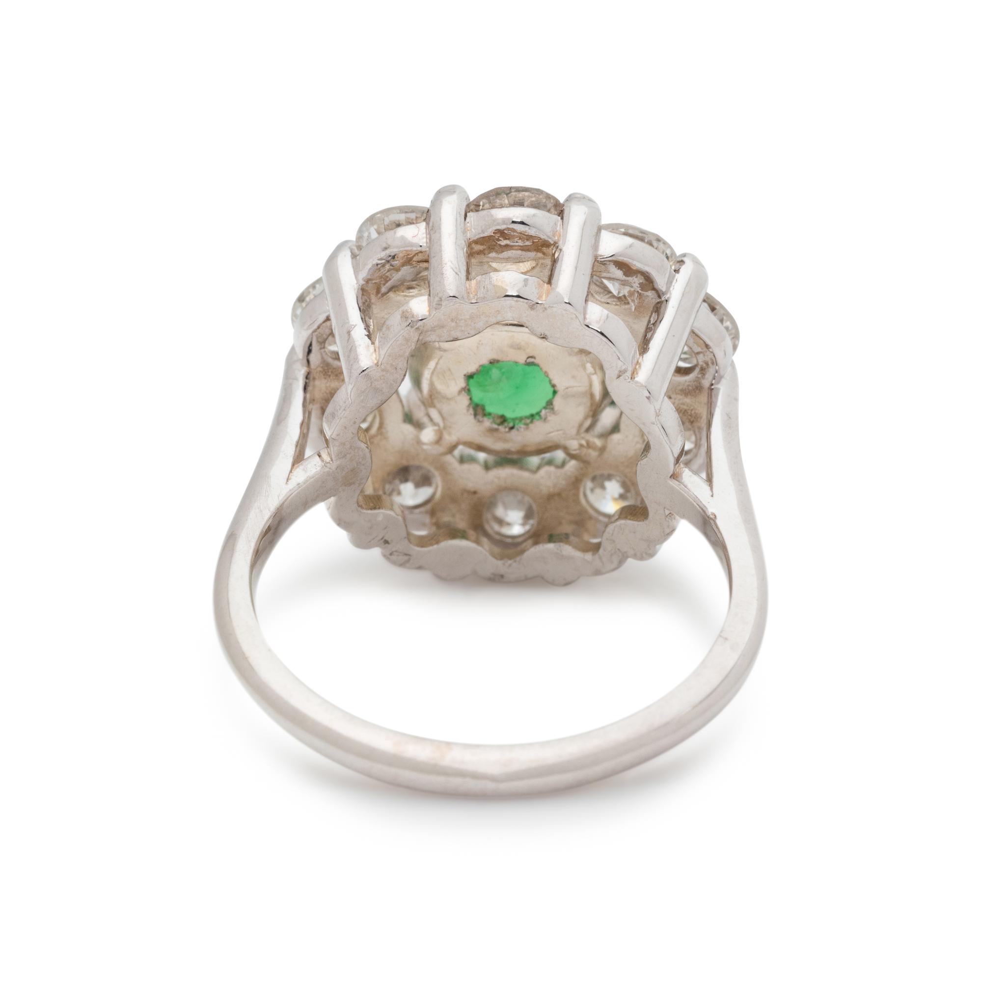 TSAVORITE AND DIAMOND RING