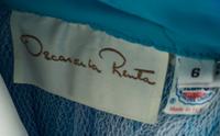 An Oscar de la Renta Turquoise Sleeveless Gown, Size 6.