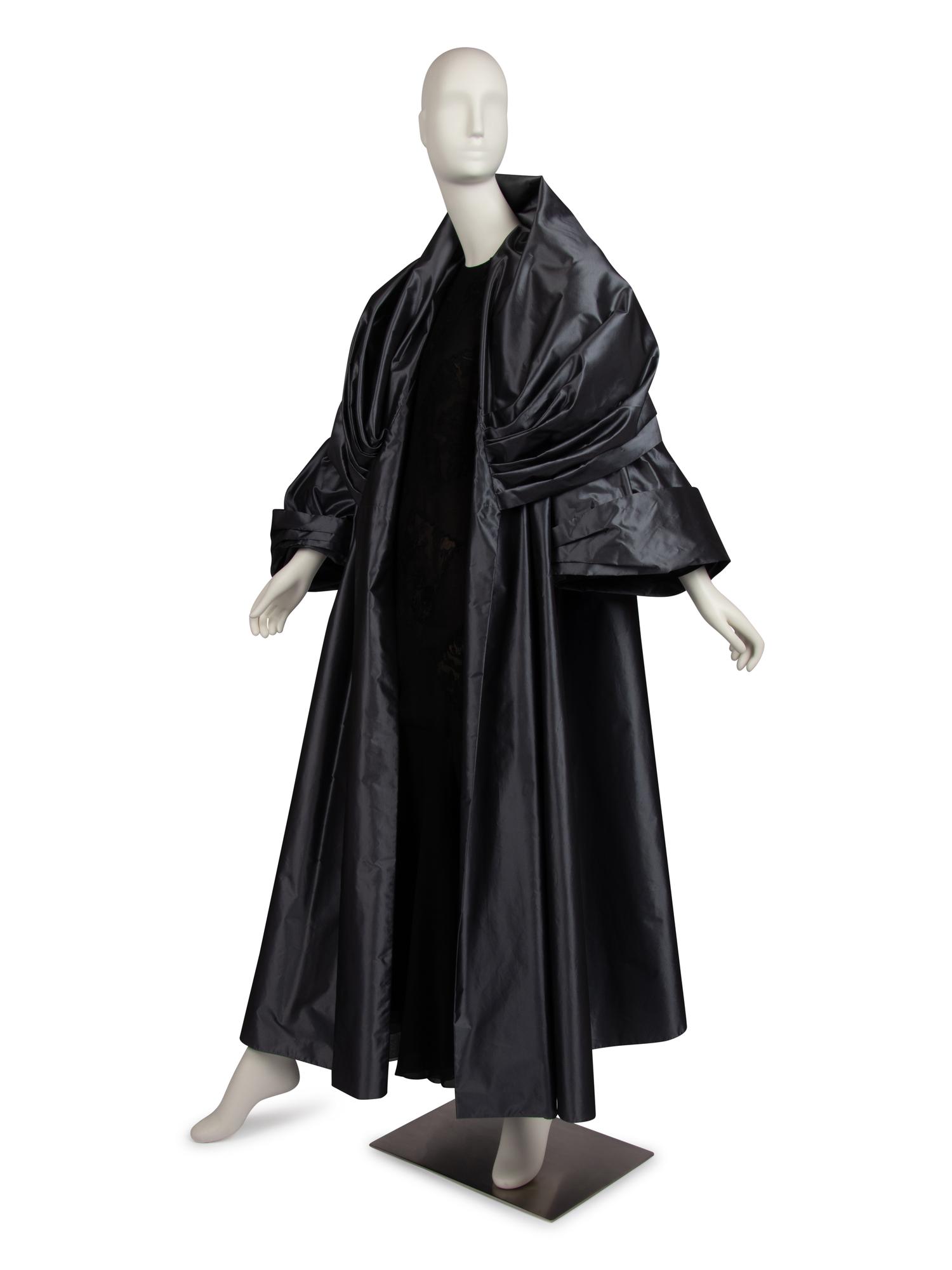 Christian Dior Haute Couture Silver Taffeta Coat, Autumn/Winter 1988-89