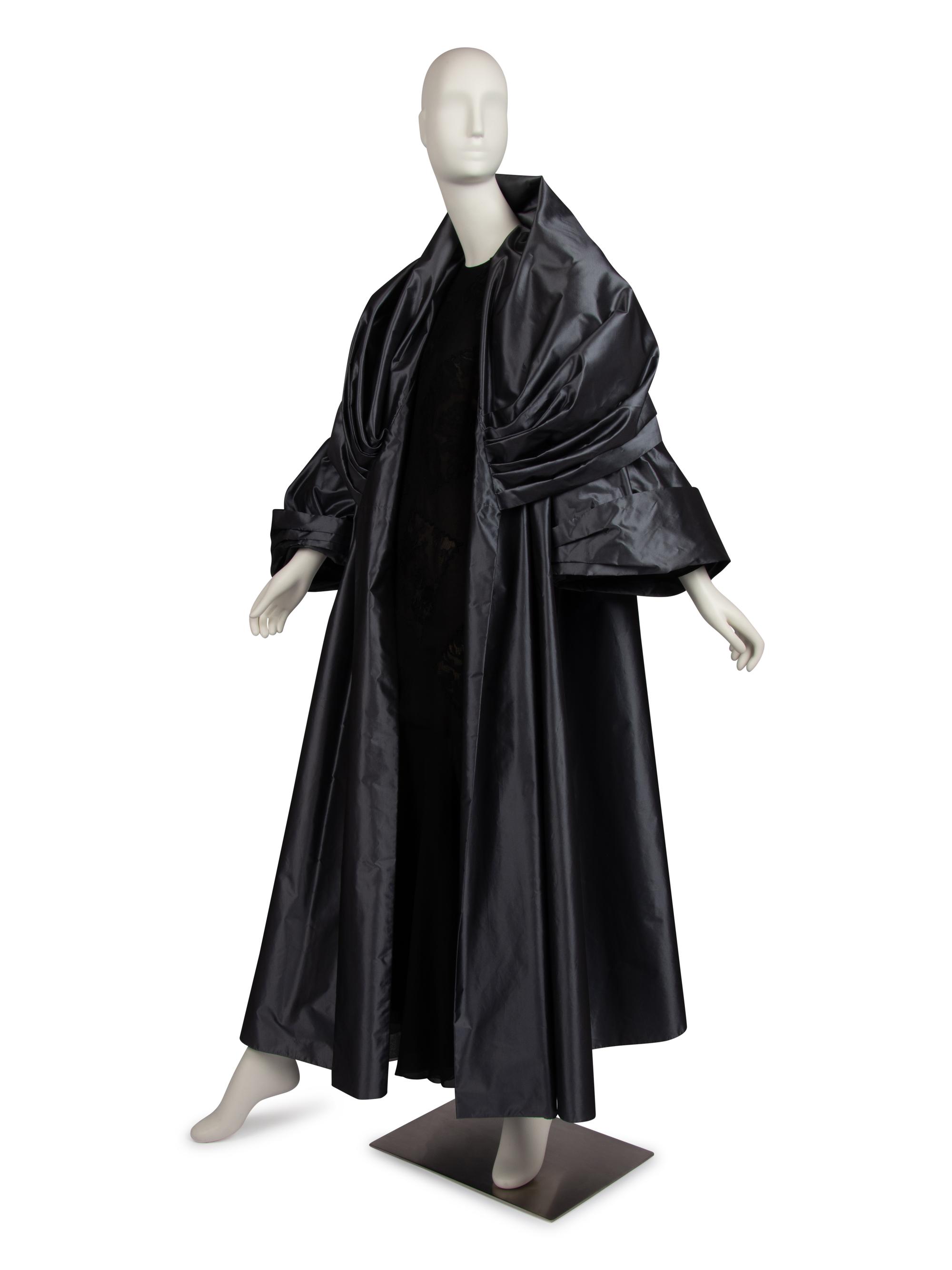 Christian Dior Haute Couture Silver Taffeta Coat, Autumn/Winter 1988-89