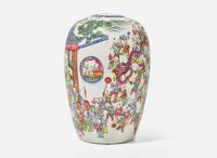 A Chinese famille rose-decorated porcelain "Hundred Boys" ovoid jar and cover, 19th century 粉彩百子圖將軍蓋罐 十九世紀