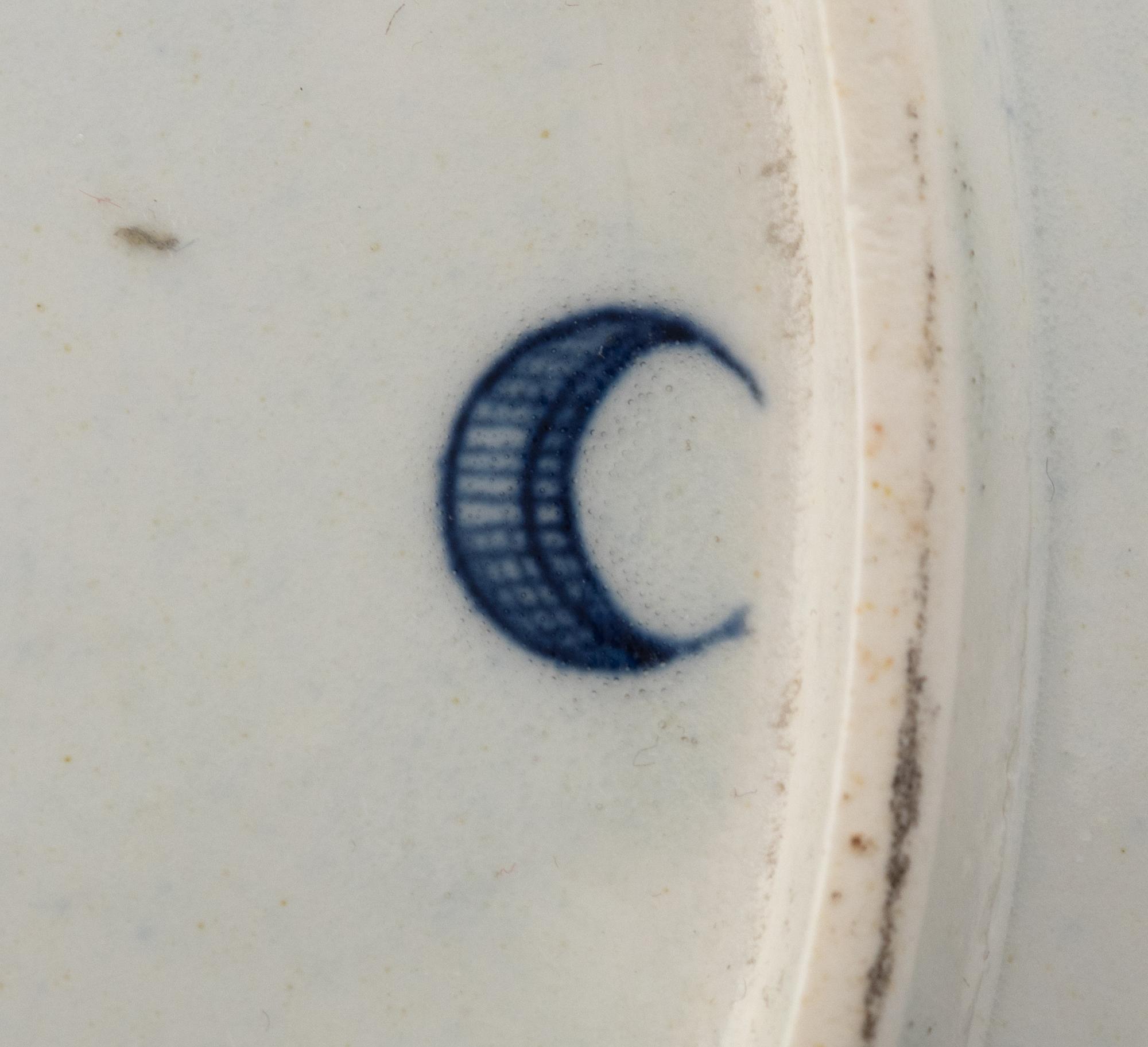 Three Worcester Porcelain Articles