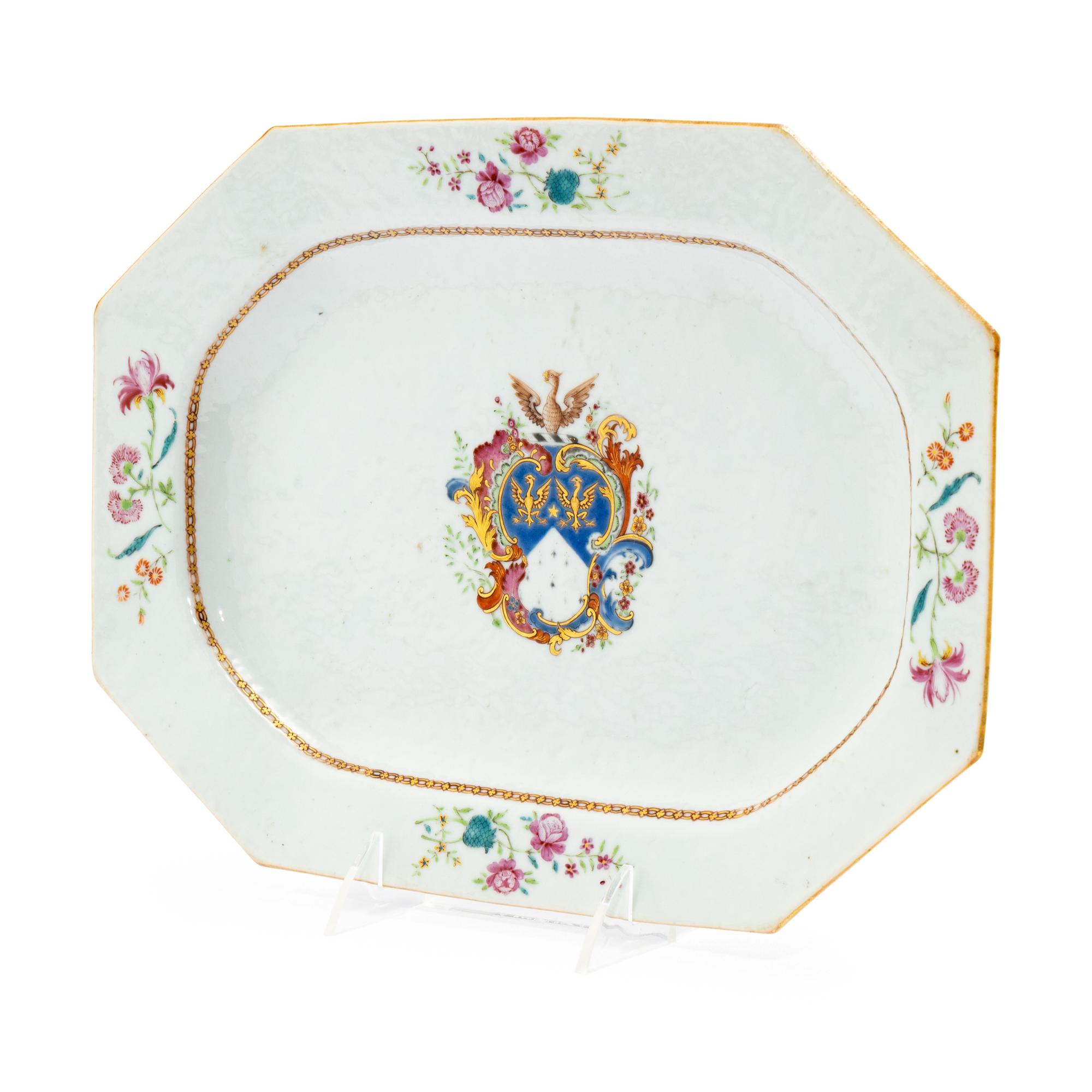A Chinese Export Porcelain Platter