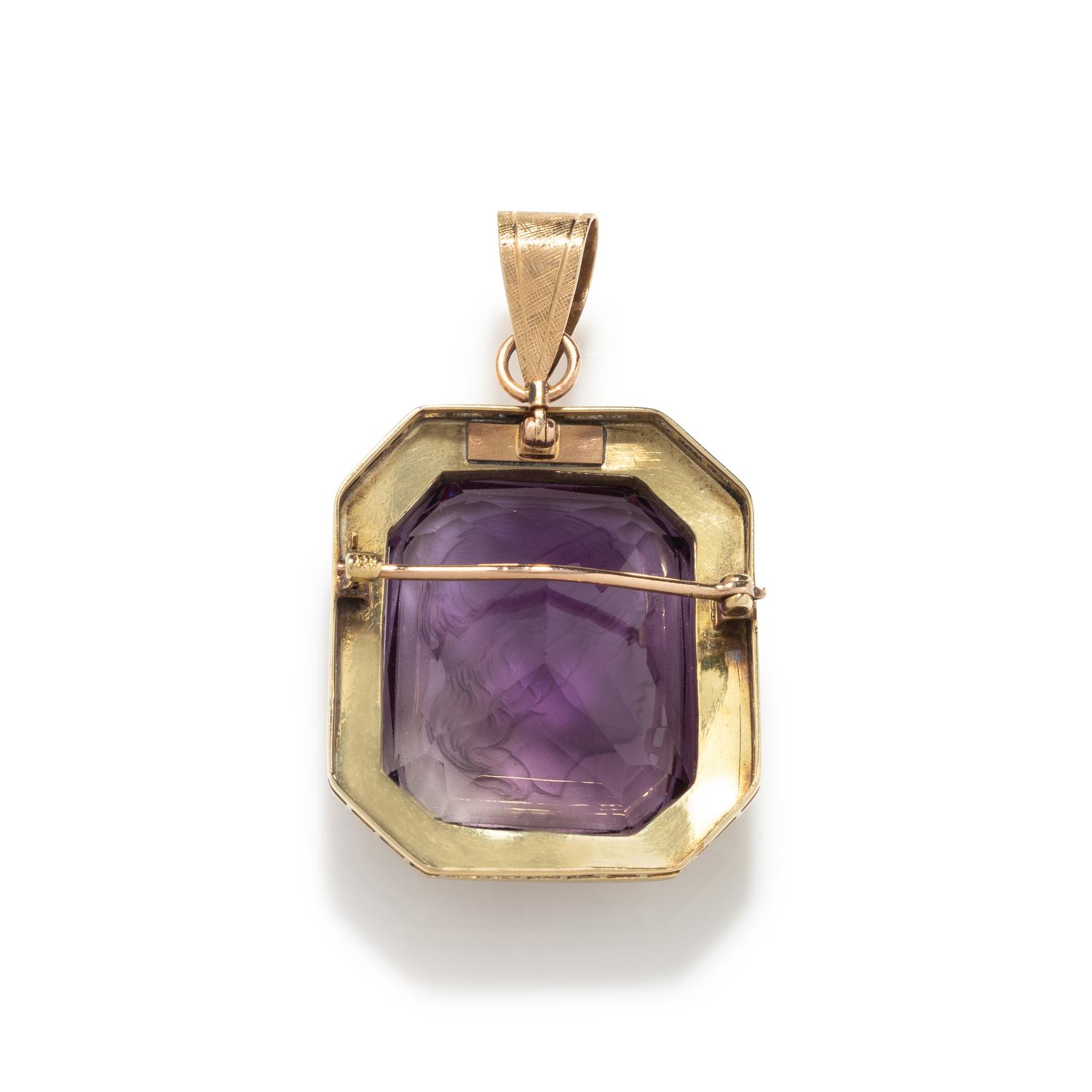 AMETHYST INTAGLIO AND ENAMEL PENDANT/BROOCH