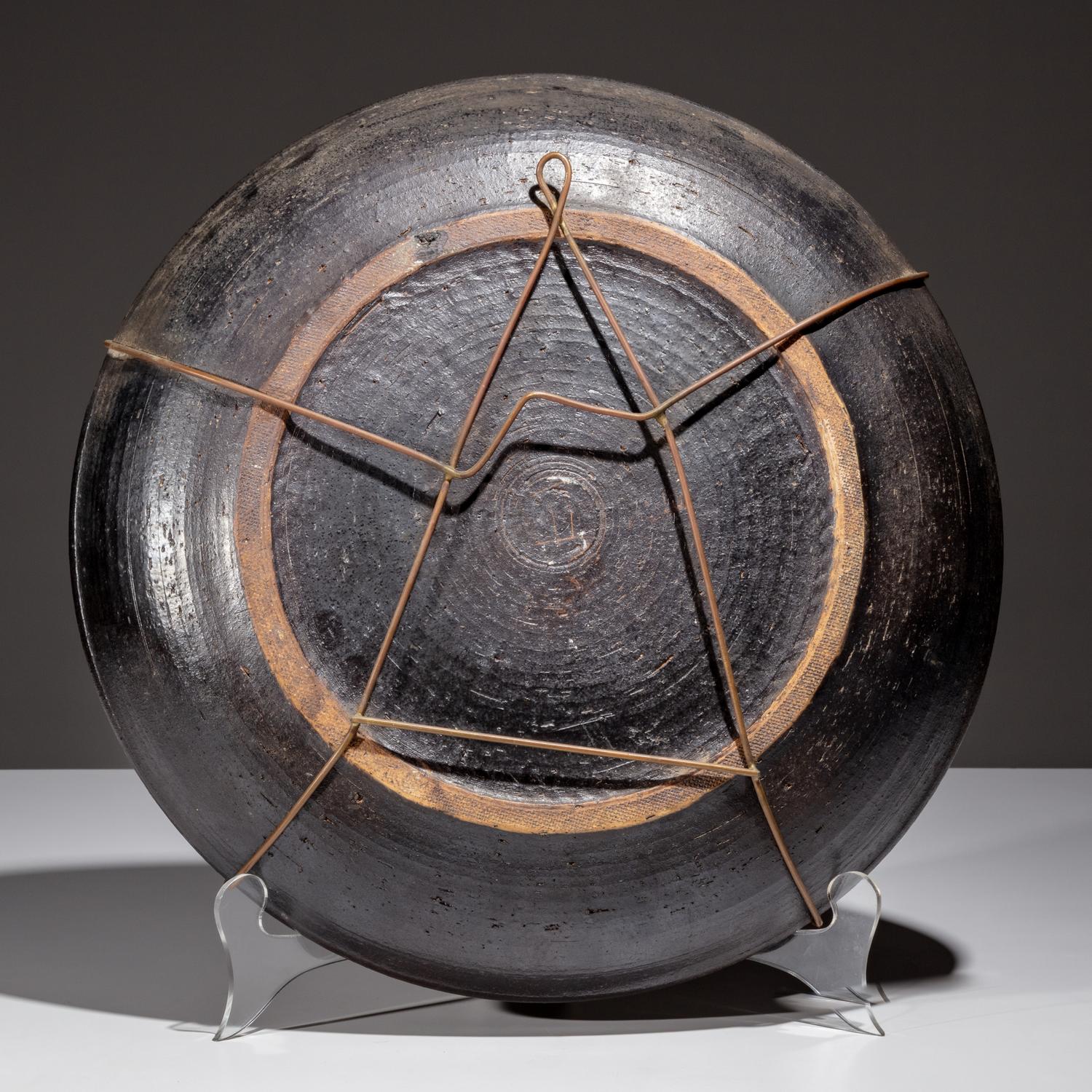 Toshiko Takaezu (American, 1922–2011) — Charger
