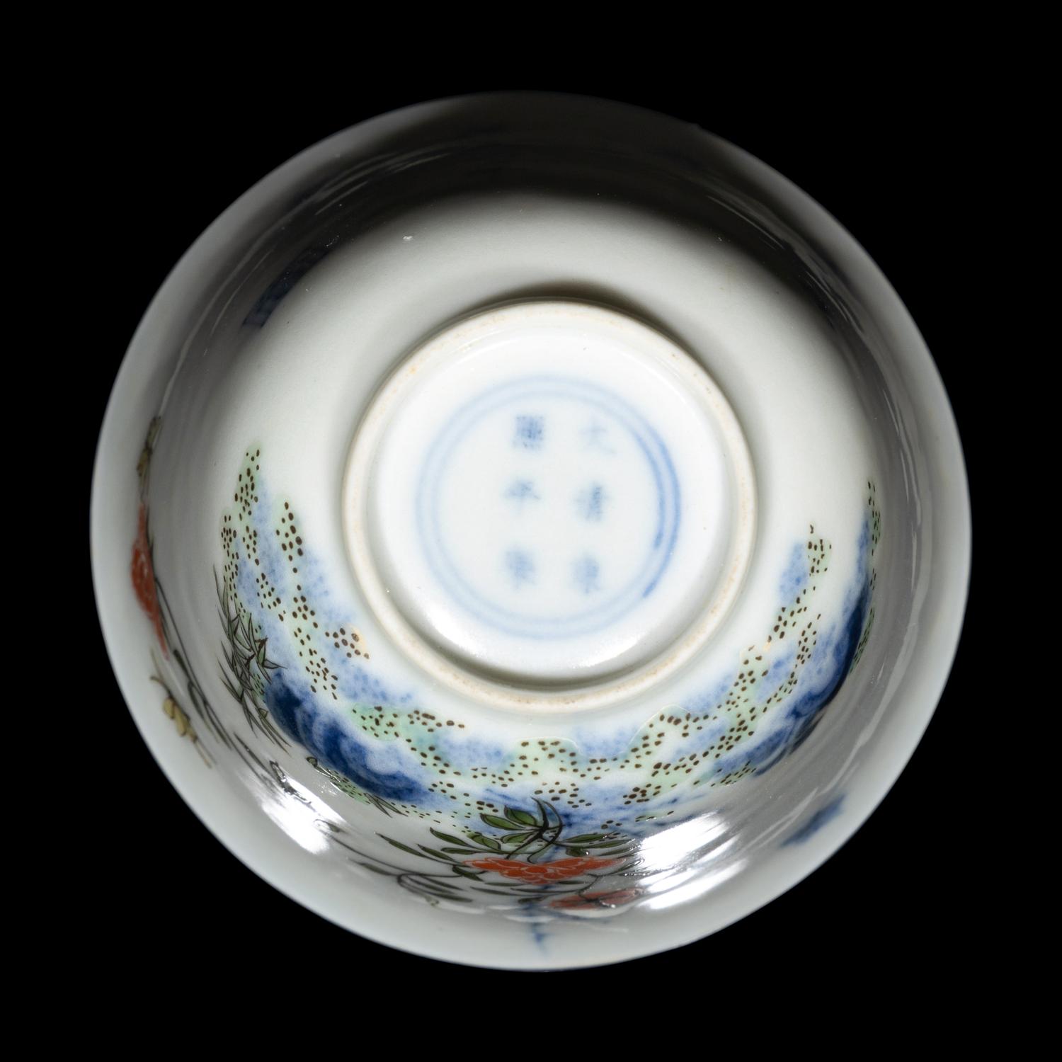 A Chinese Wucai Porcelain 'Month' Cup, Kangxi Mark 康熙款 五彩花神杯