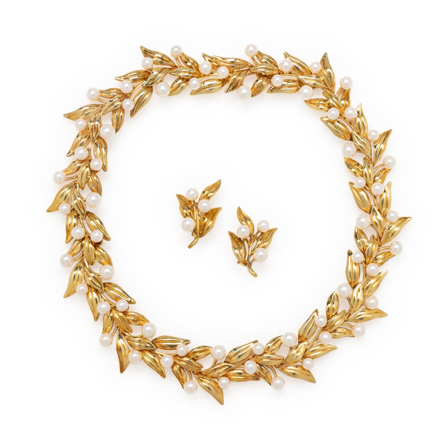 TIFFANY & CO., CULTURED PEARL AND YELLOW GOLD FOLIATE COLLAR NECKLACE AND EARRINGS