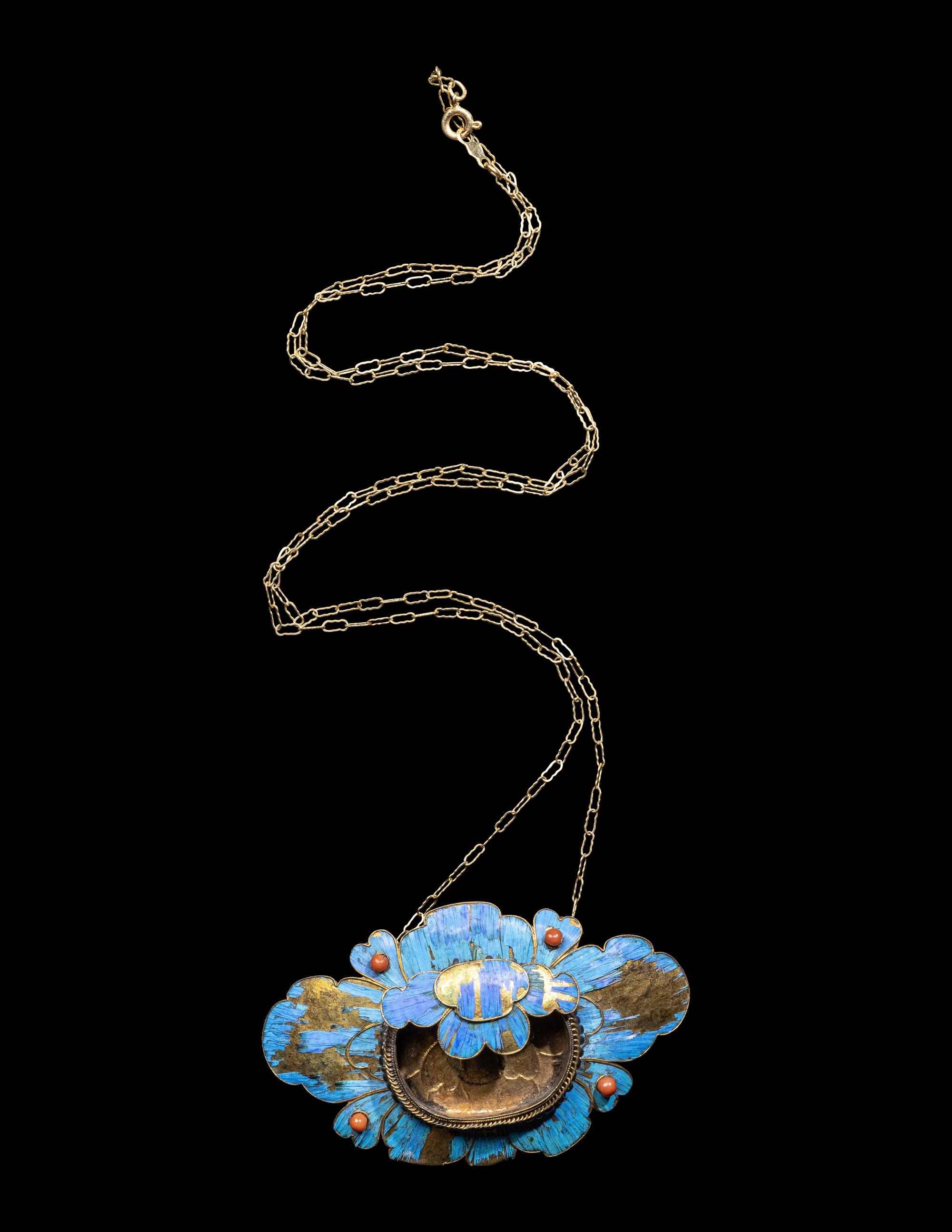 10 Chinese Hairpins and Jewelry