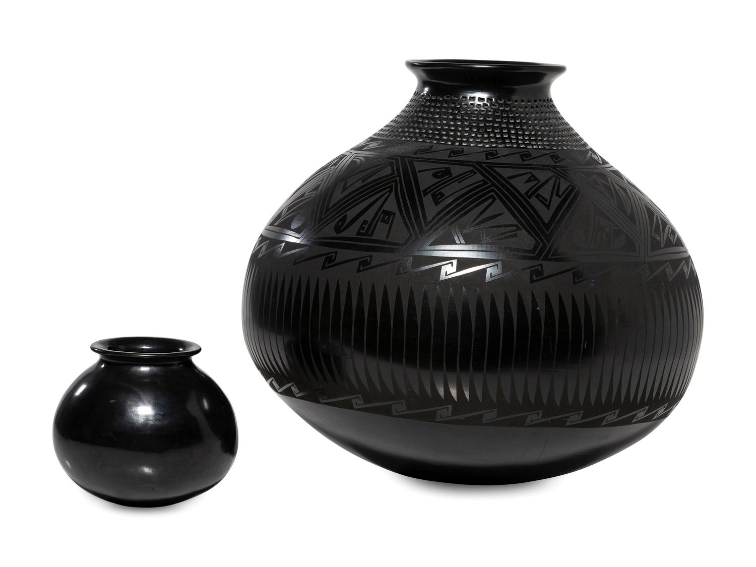 Pair of Mata Ortiz Blackware Pottery Jars