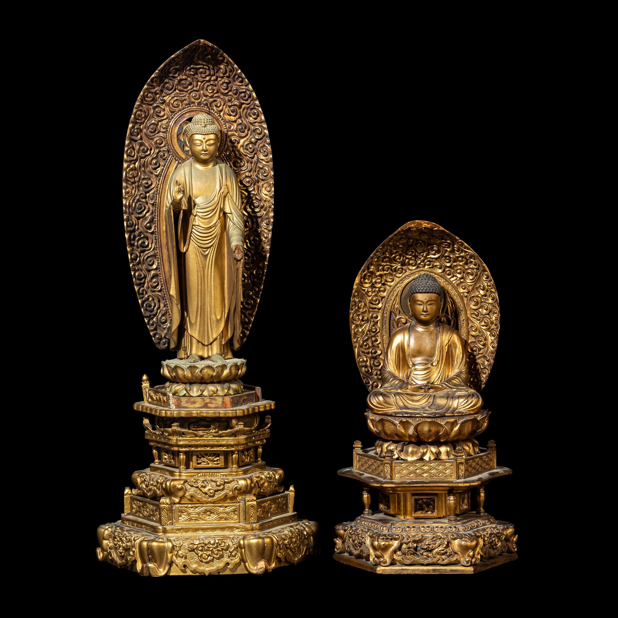 Two Japanese Gilt Wood Figures of Amida Buddha, Edo-Meiji Period 日本江戶時代 木漆金無量壽佛兩尊