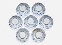 Thirteen similar Chinese blue and white "Kraak" bowls, late 16th-17th century 青花克拉克瓷十三件 十六世紀晚或十七世紀