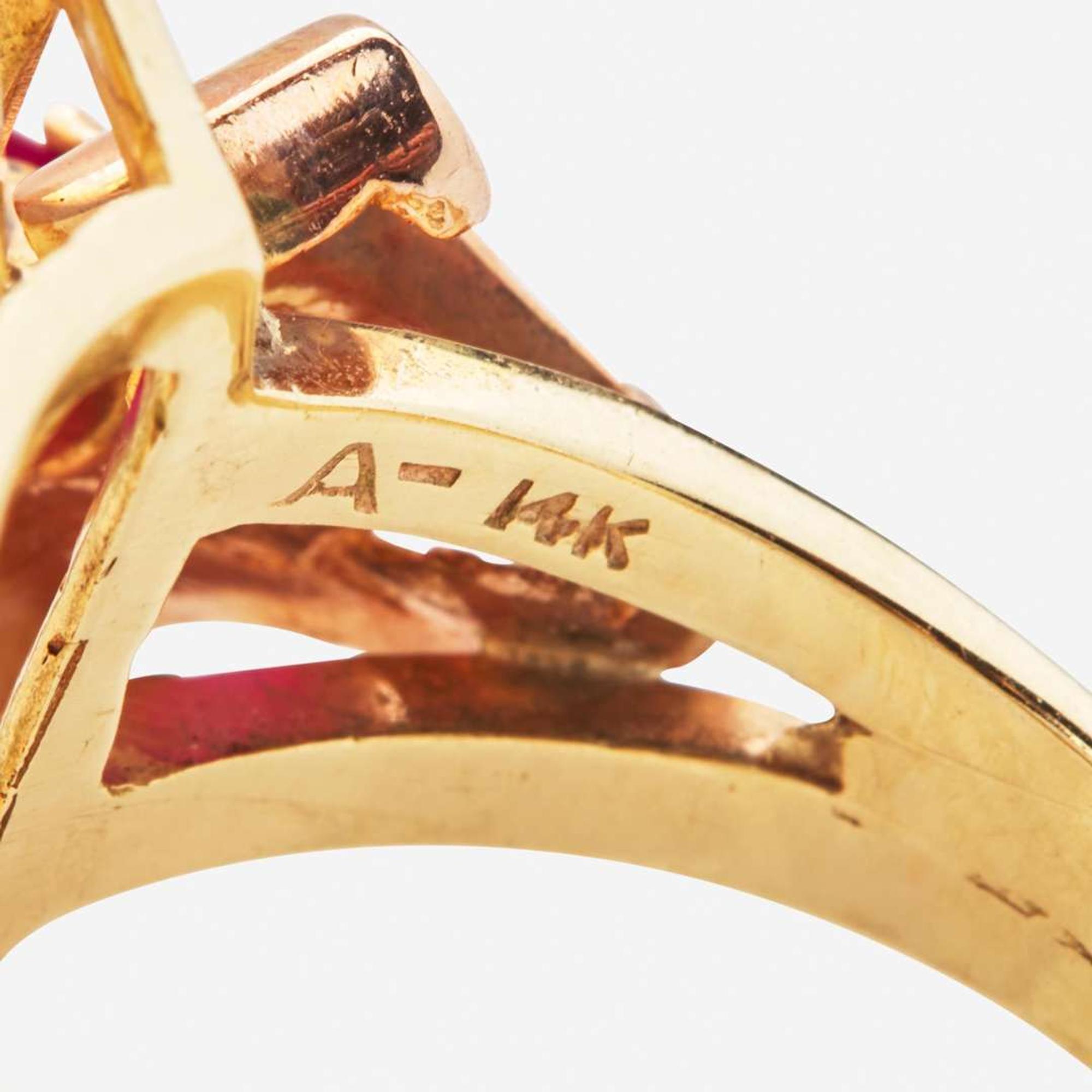 A Retro 14K Gold and Citrine Ring