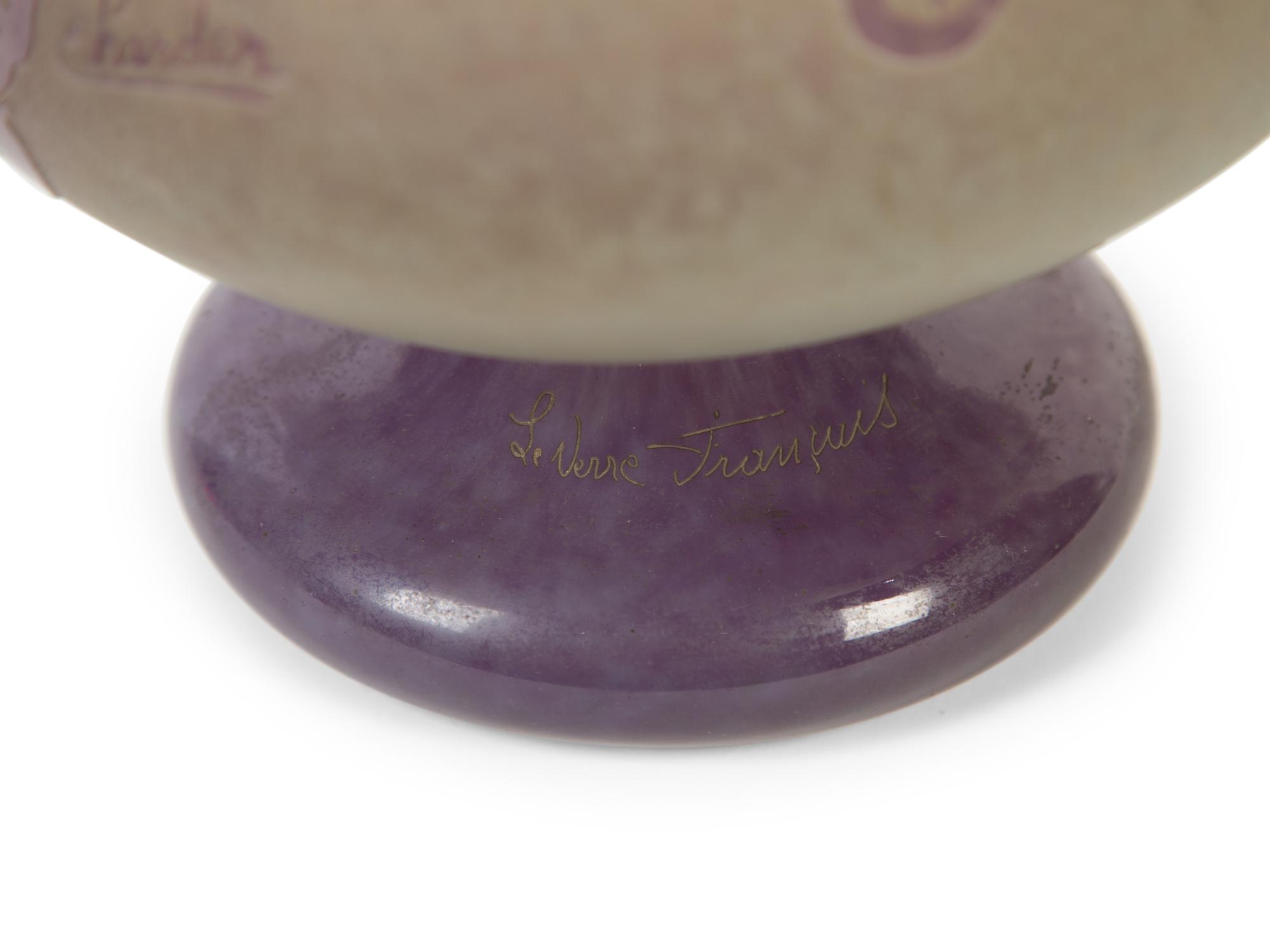 A Le Verre Fran ç ais Cameo Glass Vase