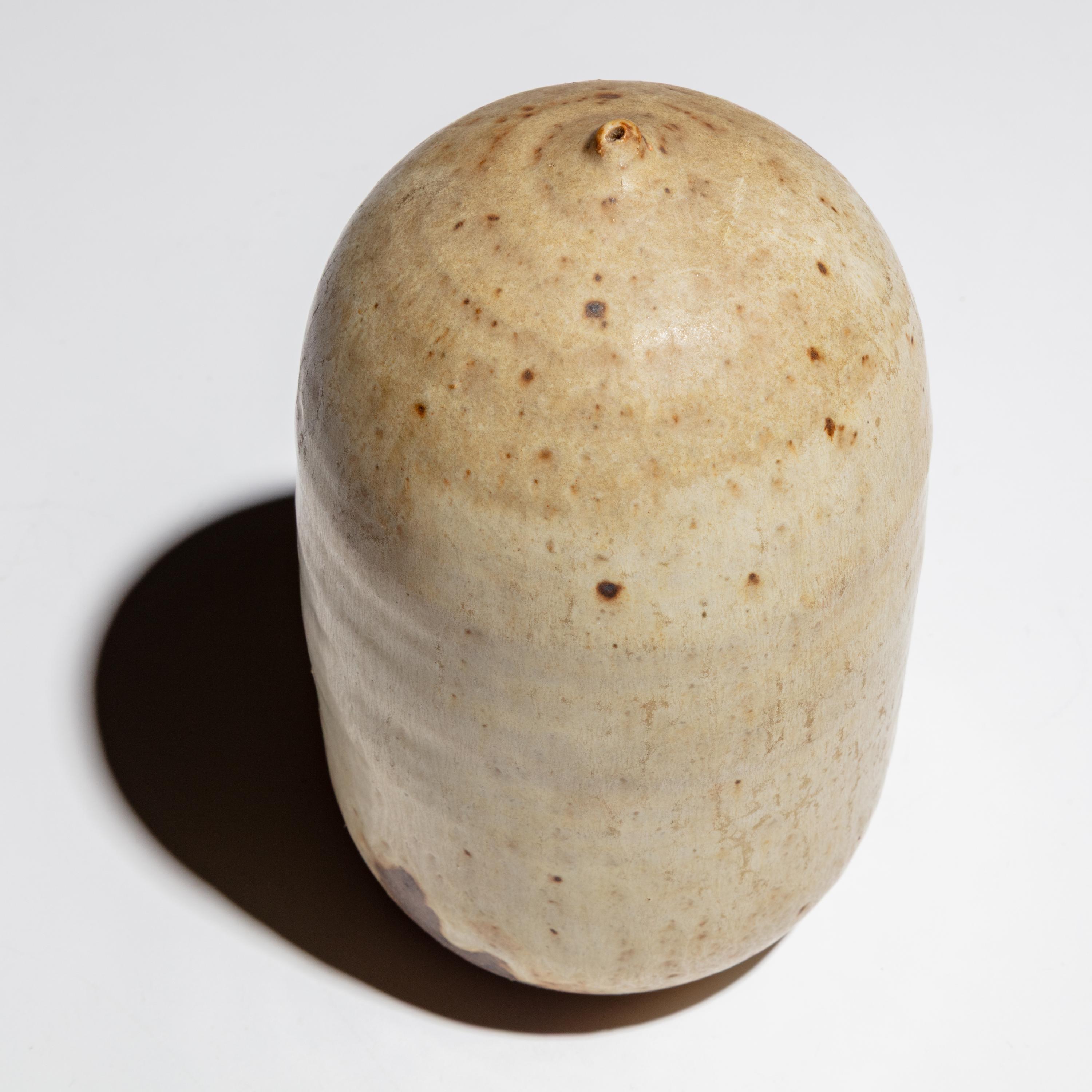 Toshiko Takaezu (American, 1922–2011) — Closed Form